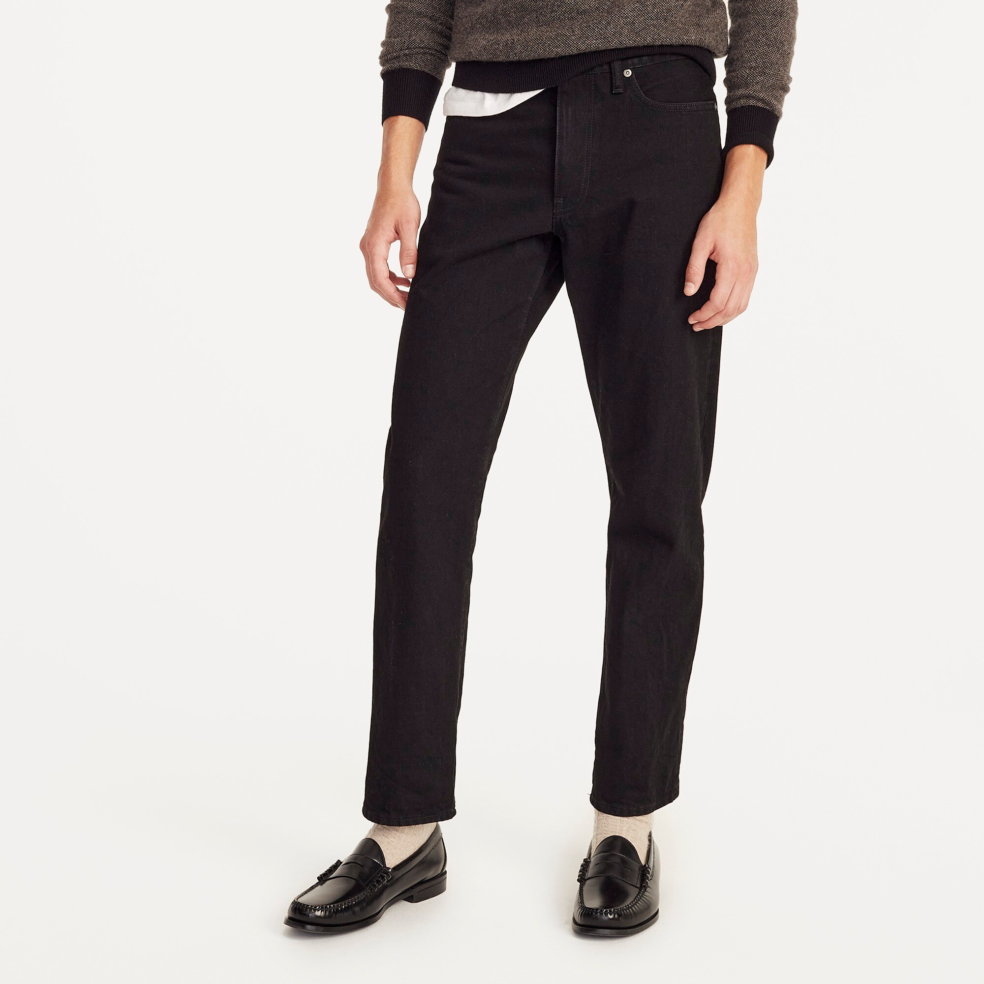Classic Straight-fit jean in black wash