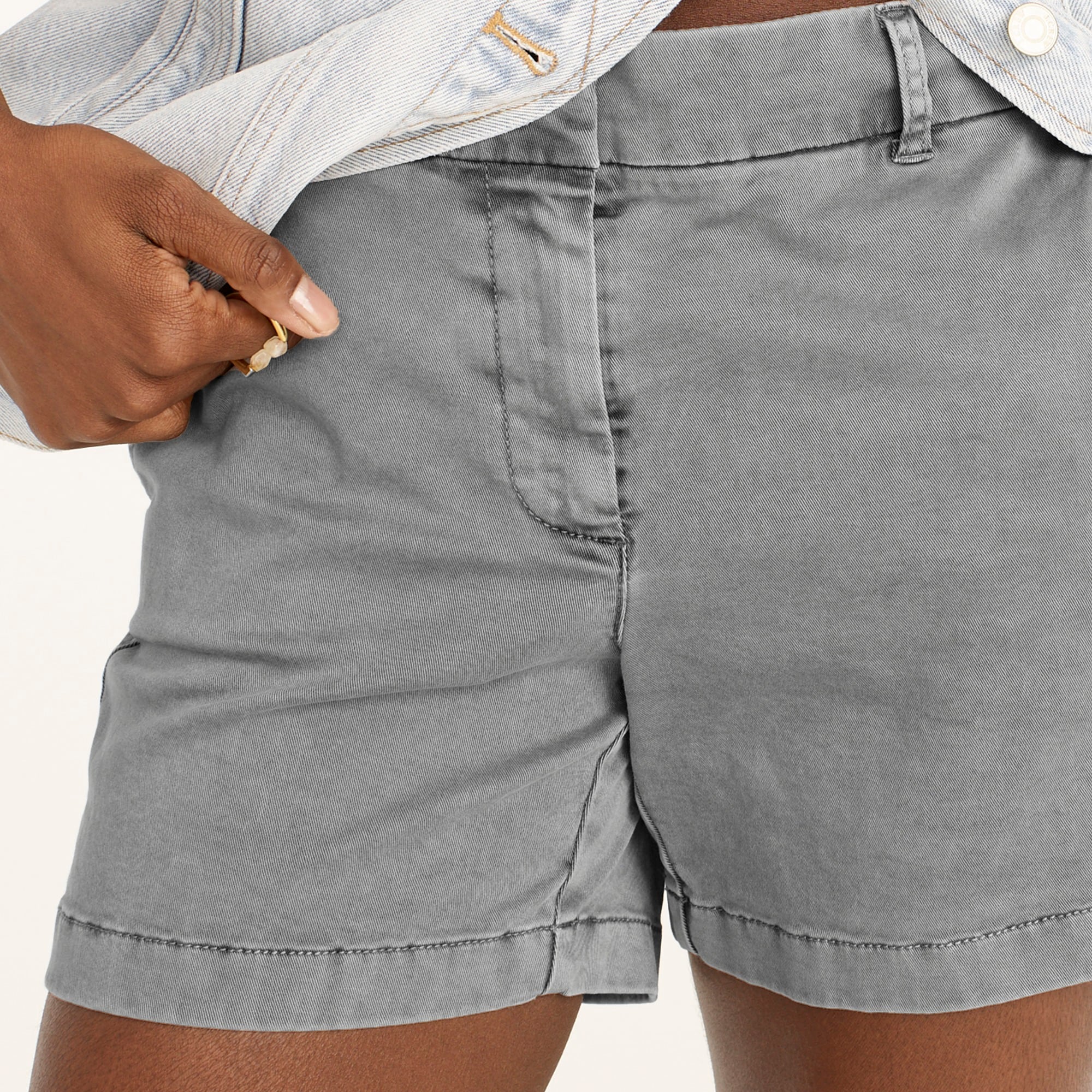 5" stretch chino short
