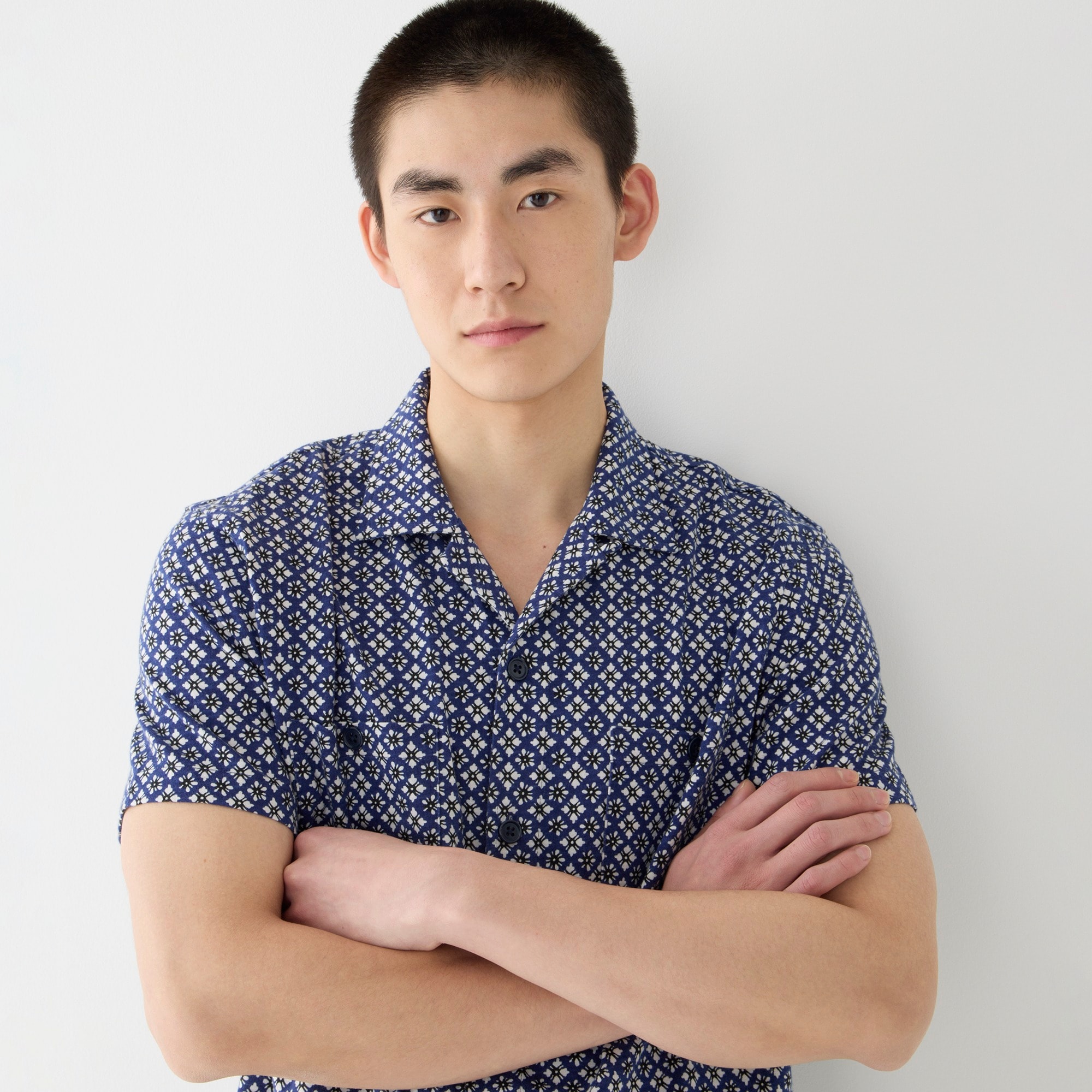 Short-sleeve cotton knit camp-collar shirt in print
