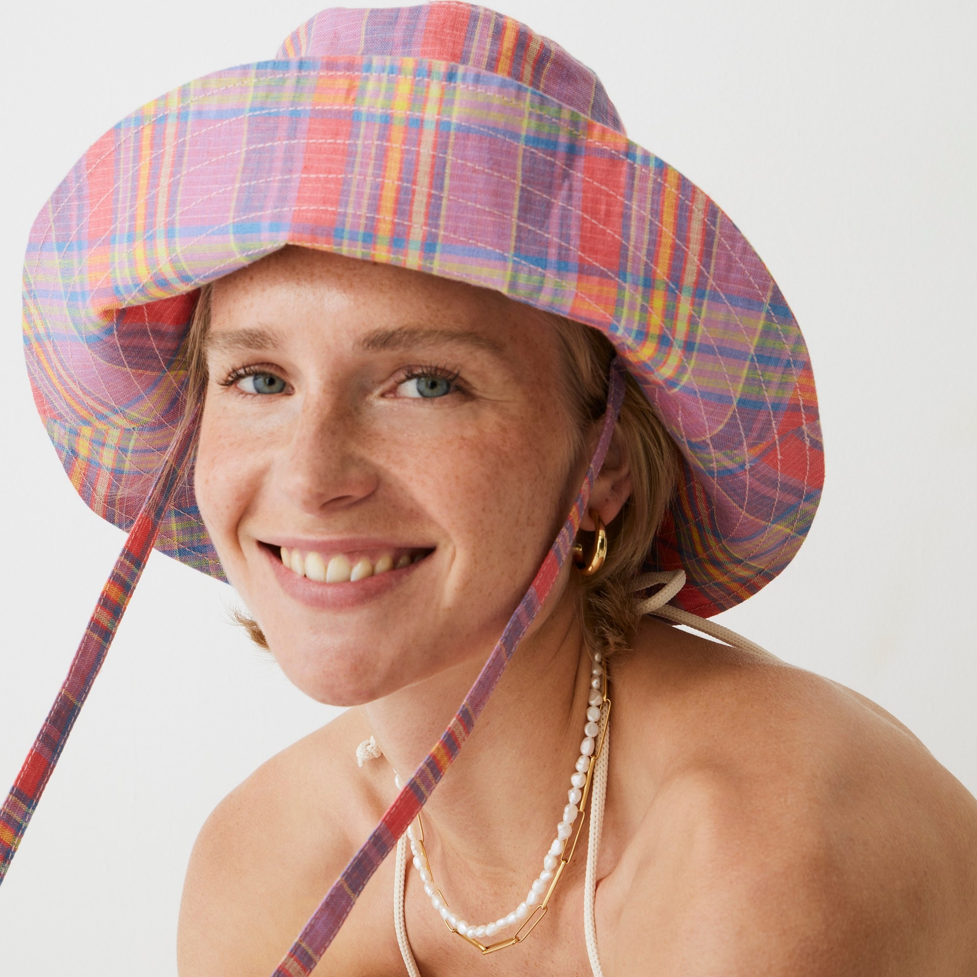 Madras bucket hat with ties