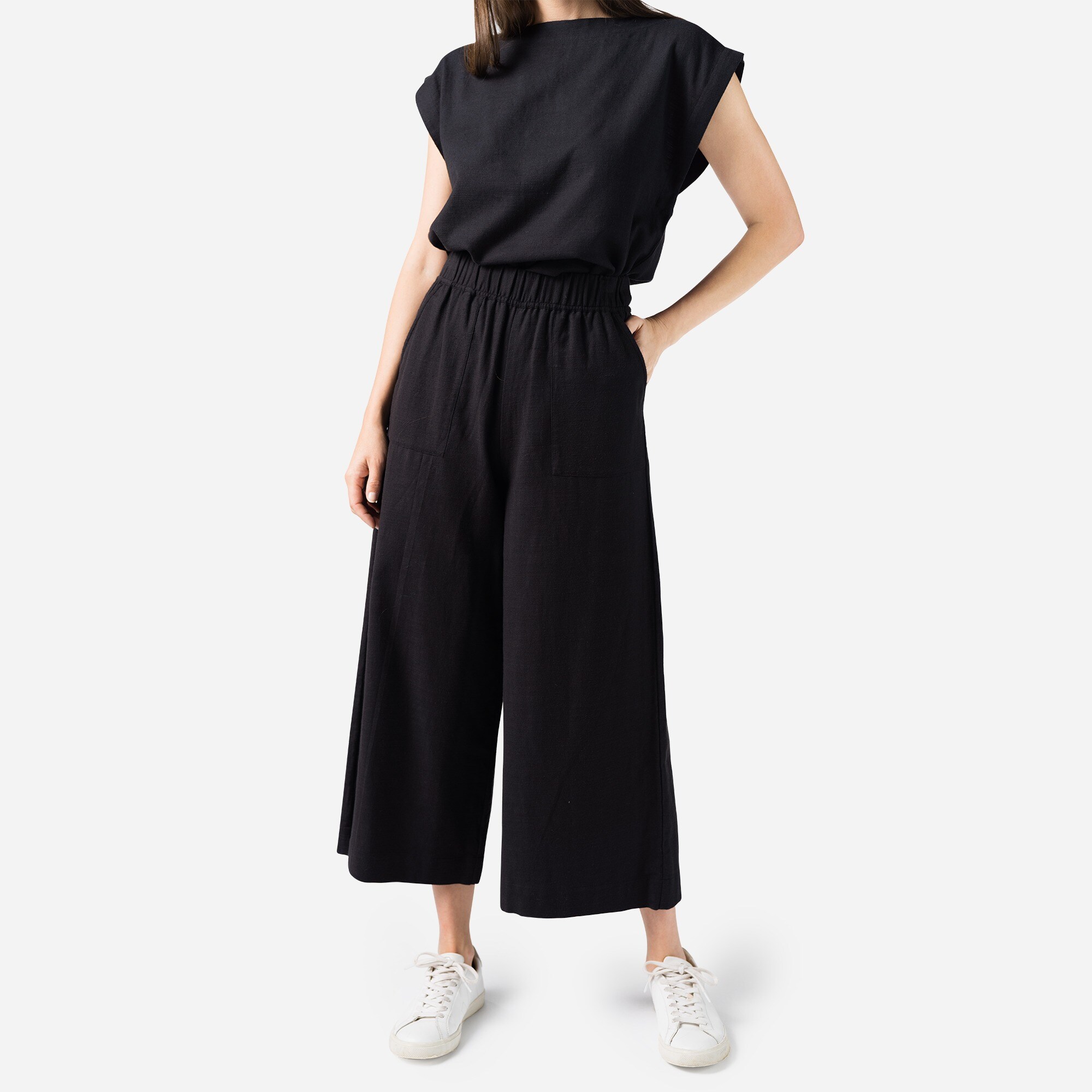 LAUDE the Label Everyday Crop Pant in Natural