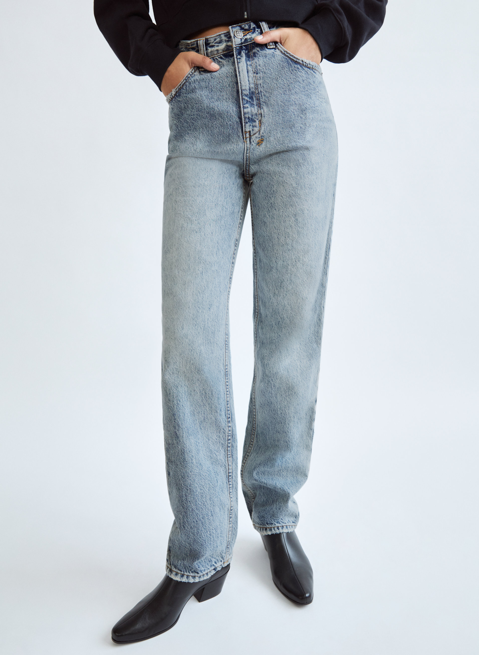 Playback Jean