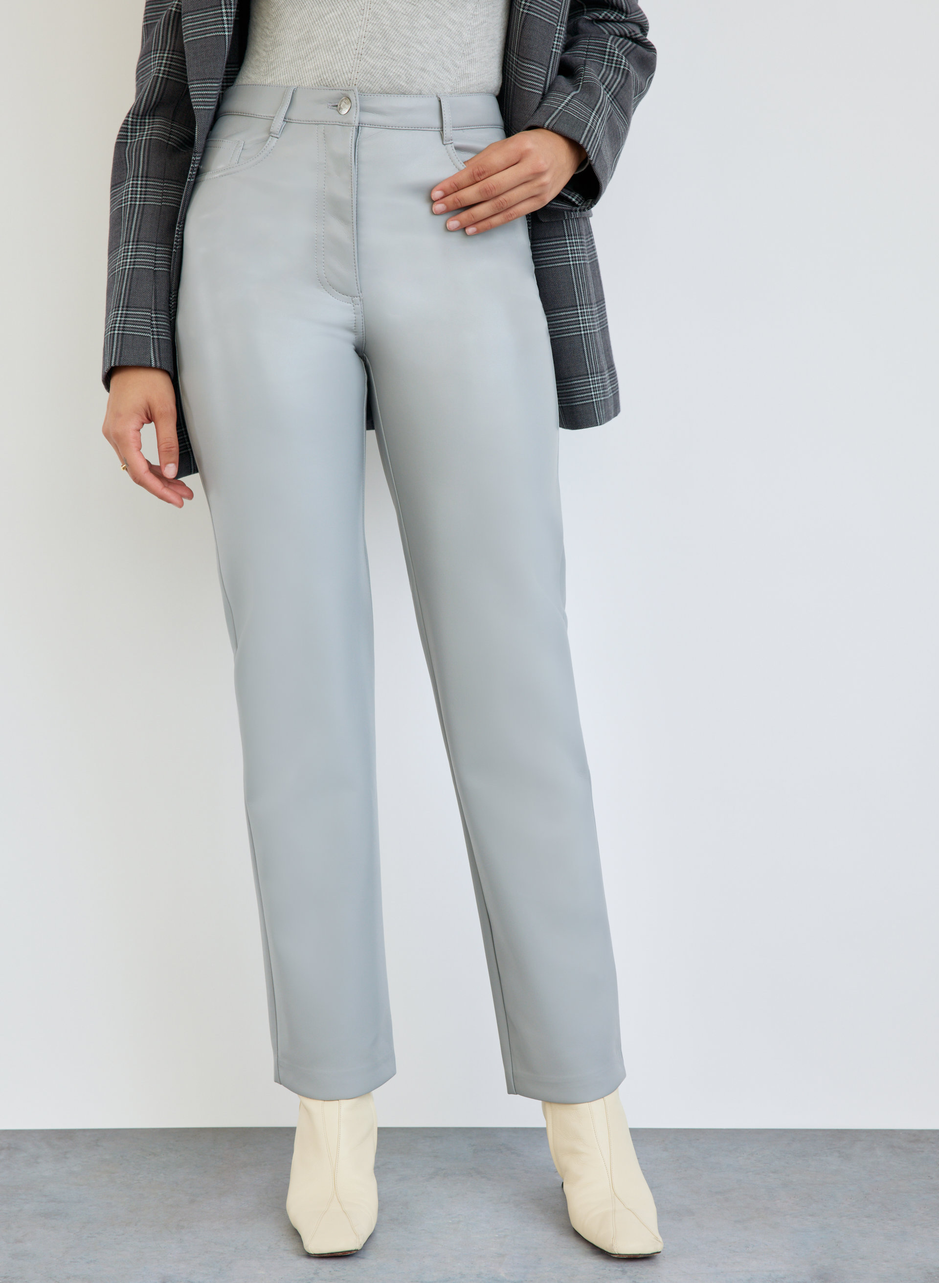 Melina Pant