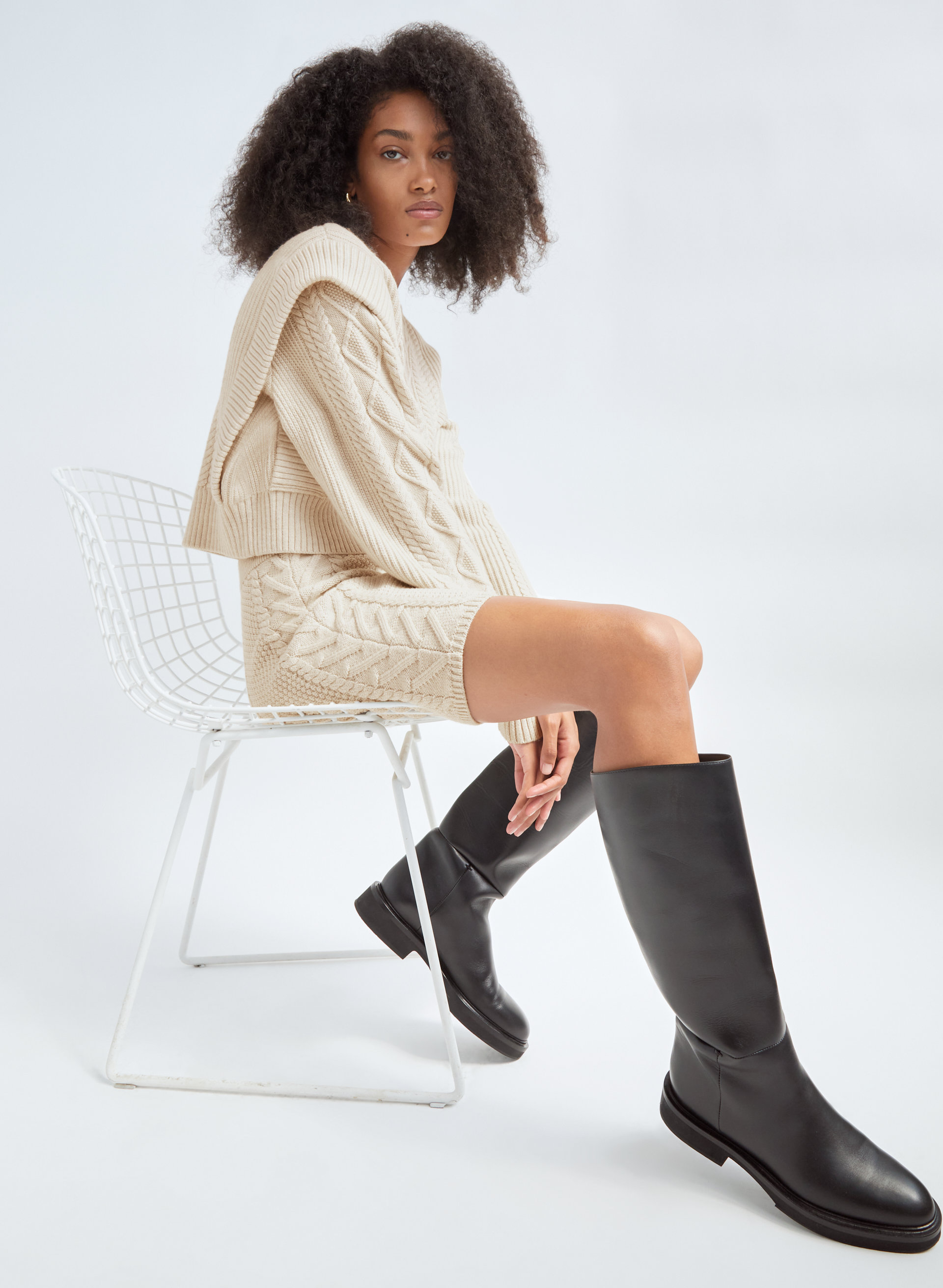 Seek Sweater