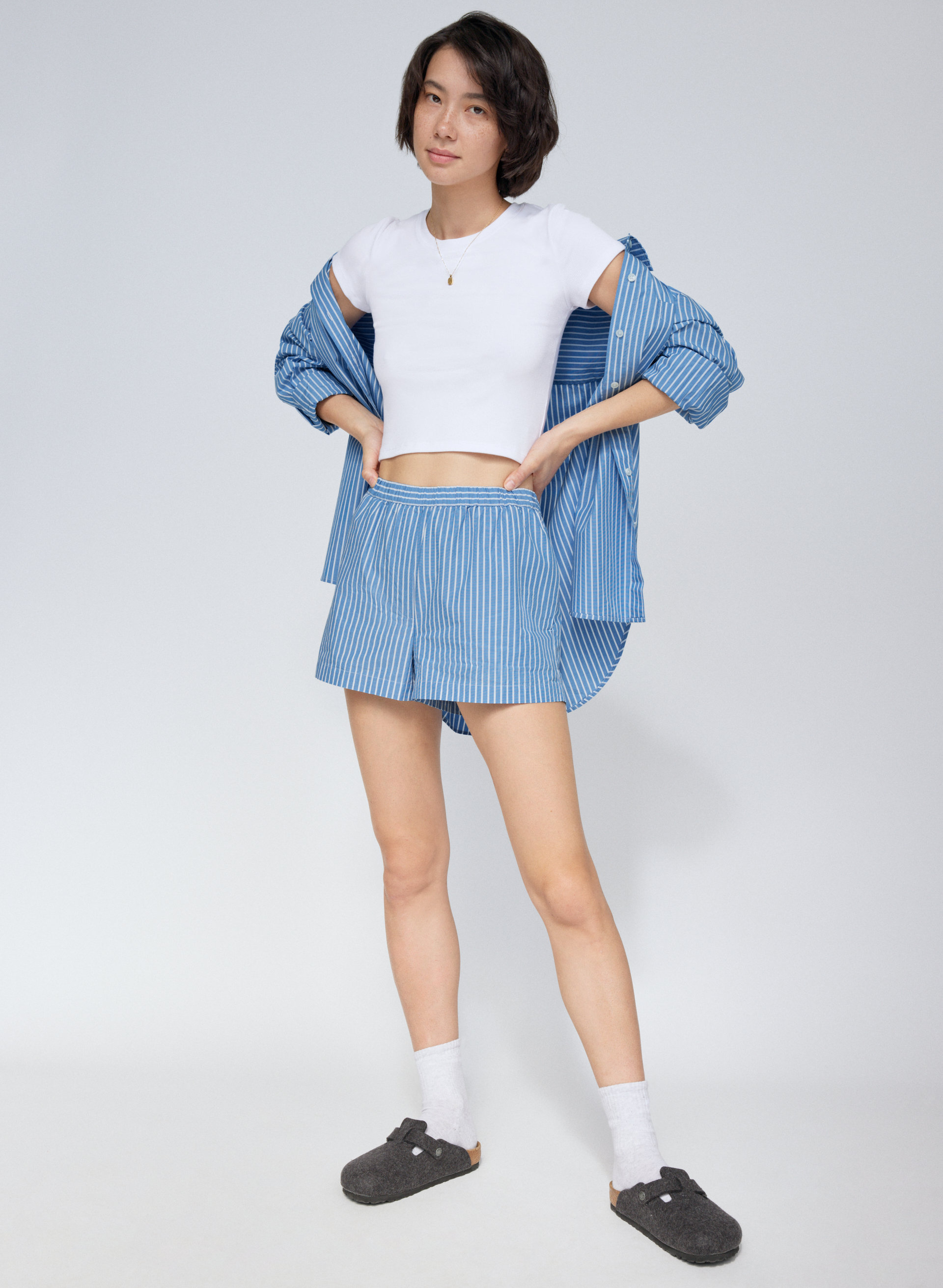Breeze 3" Short