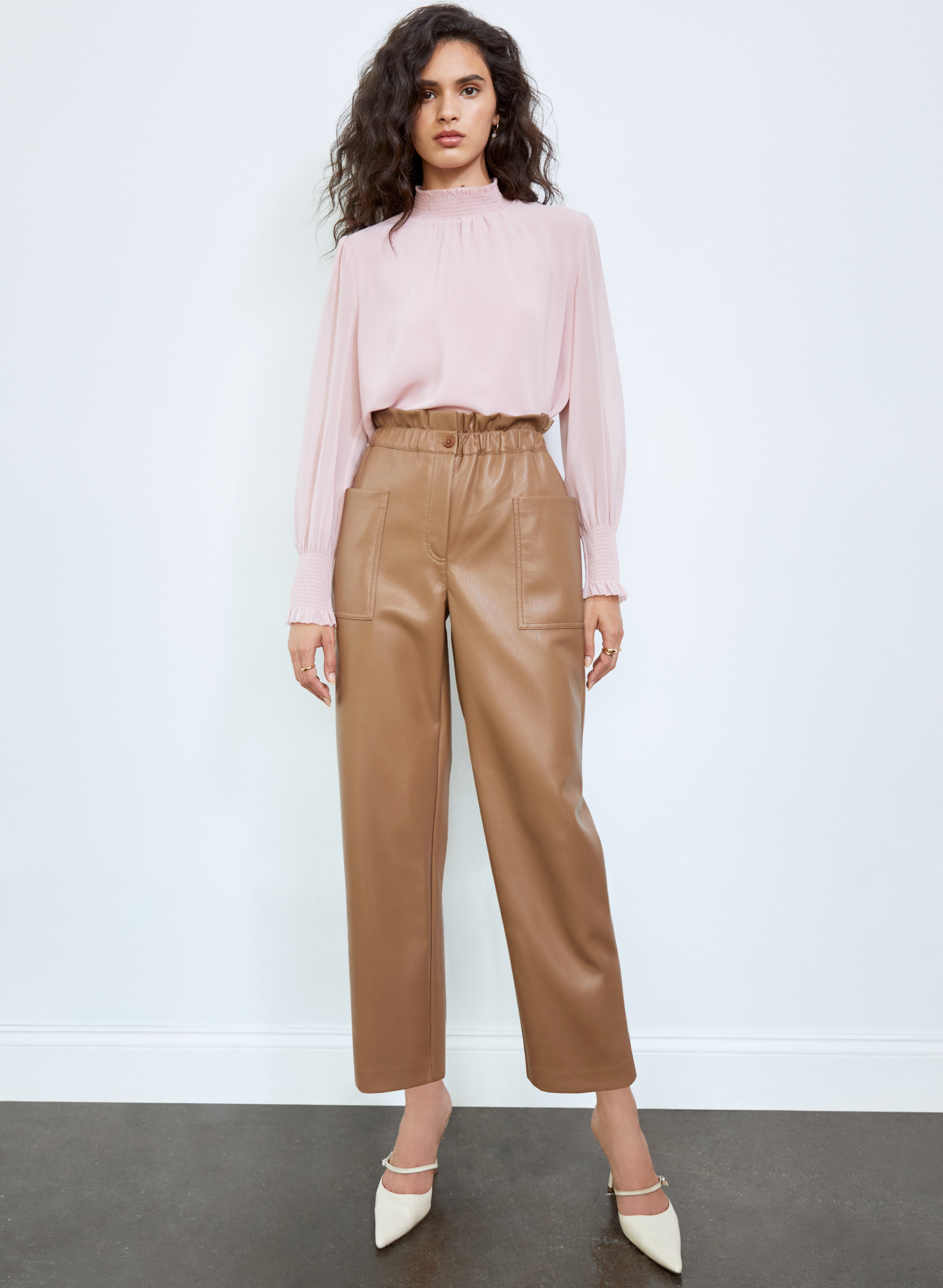Caroline Pant