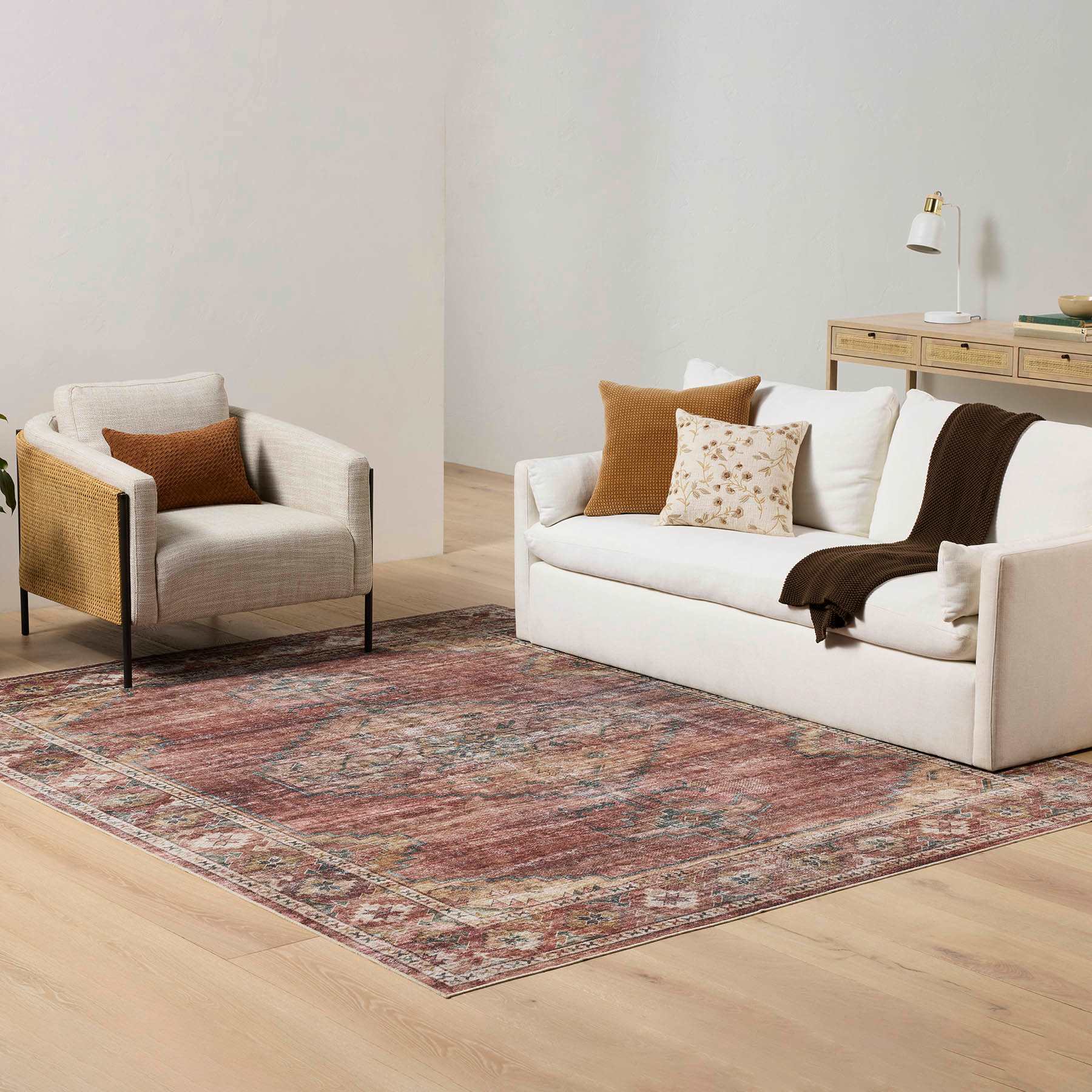 Loloi Fiona Red Medallion Area Rug, 5x7