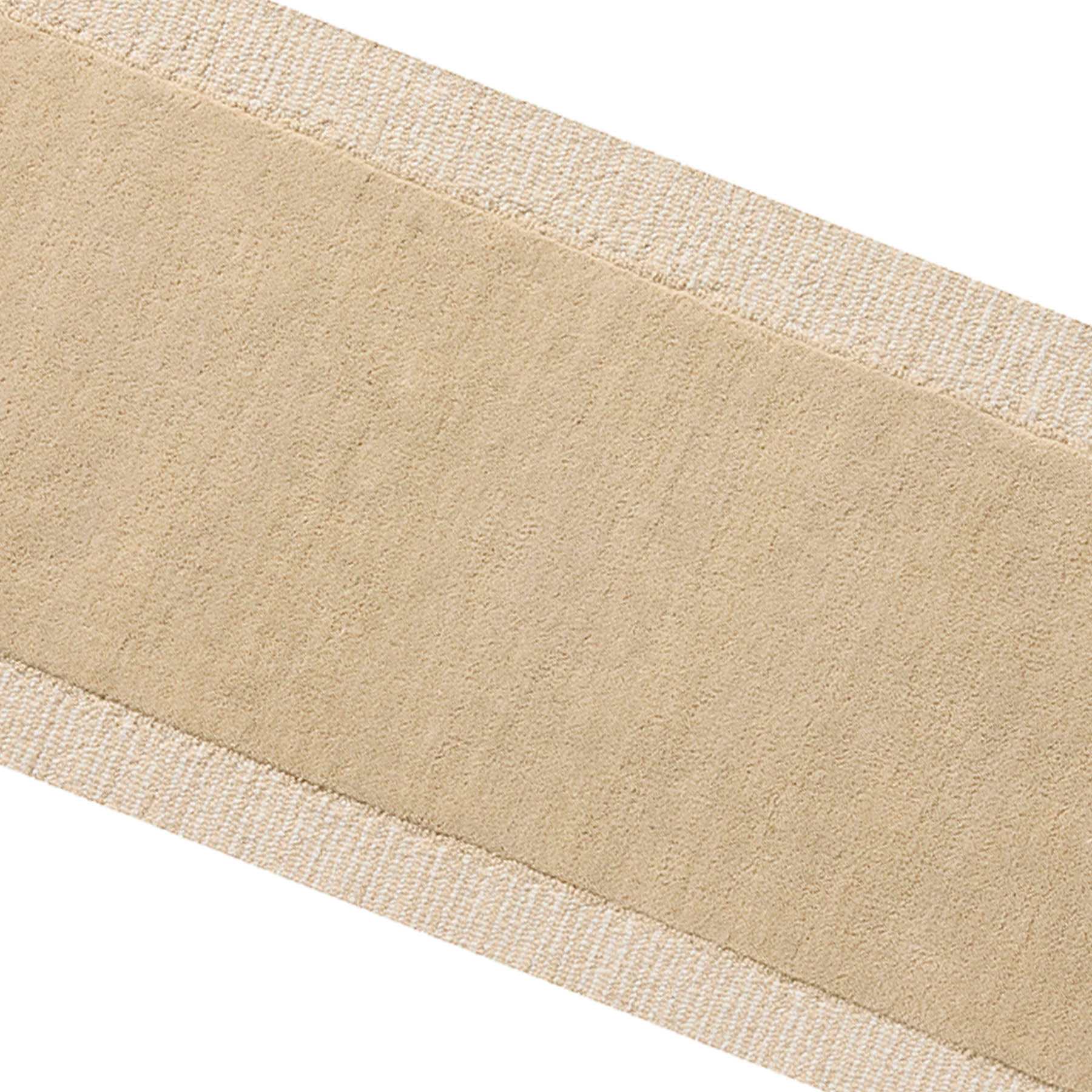 (A530) Linwood Beige Tufted Runner with Border, 2x7