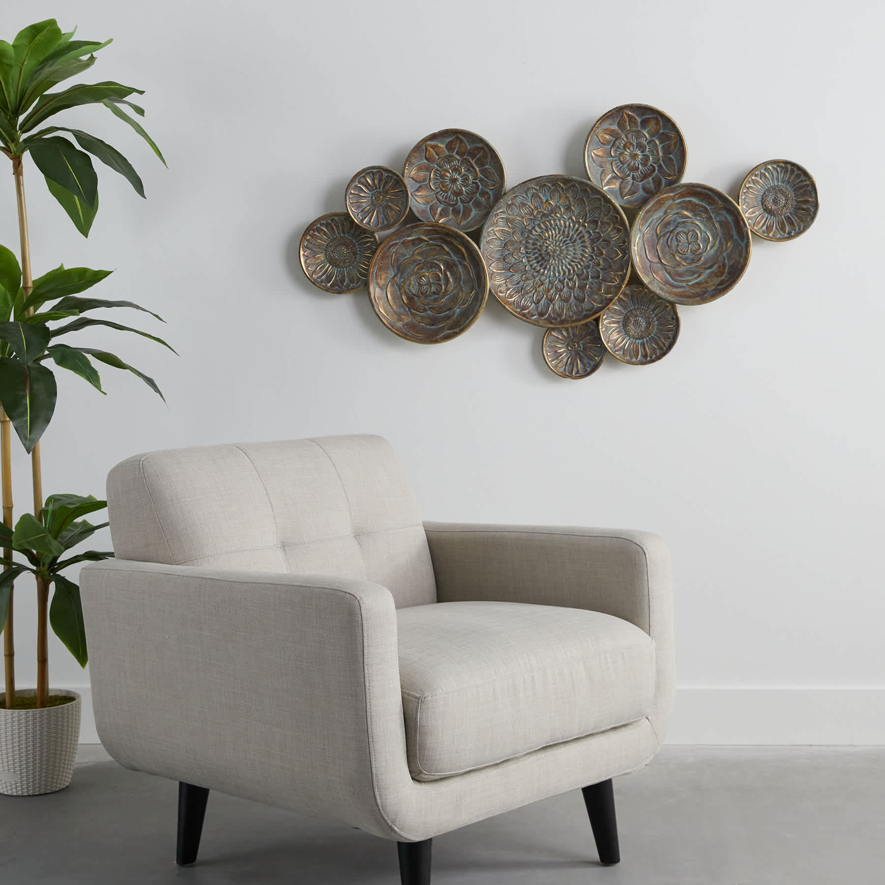 Found & Fable Metal Floral Centerpiece Wall Decor, 50x26