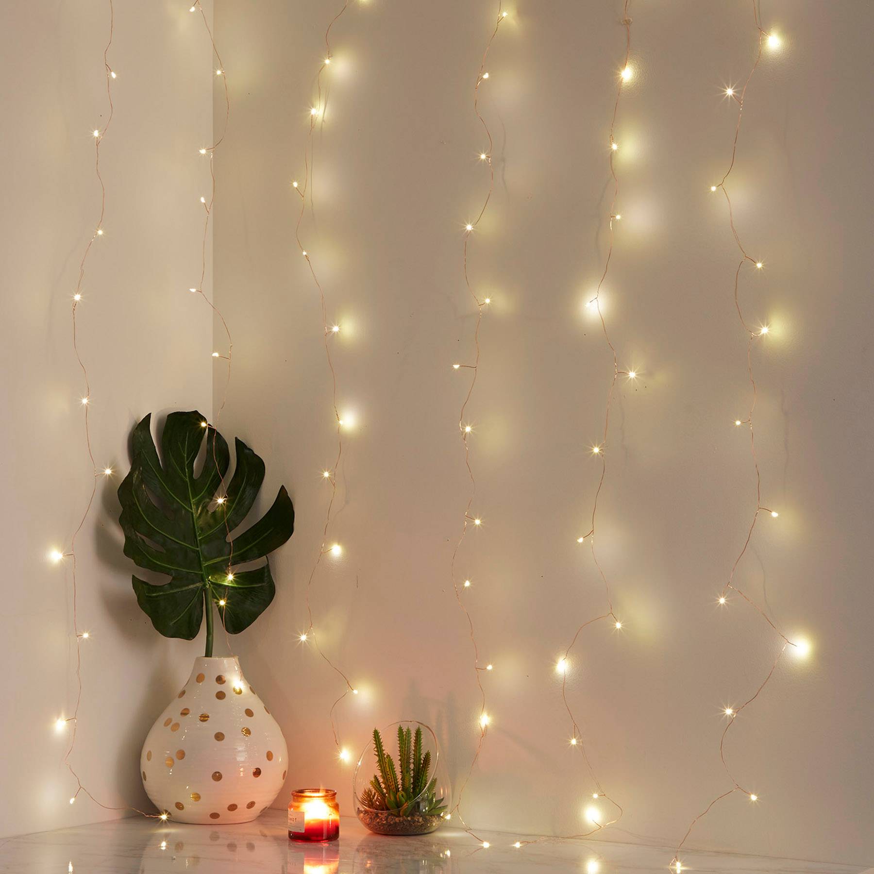 240-Count Fair Curtain Lights