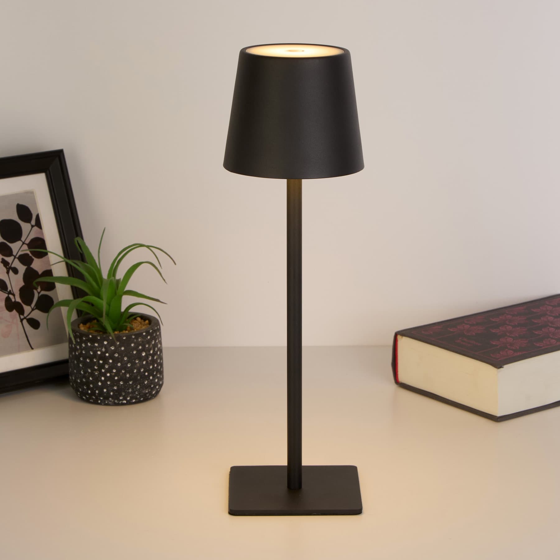 Black Indoor & Outdoor USB Portable Rechargeable Lamp