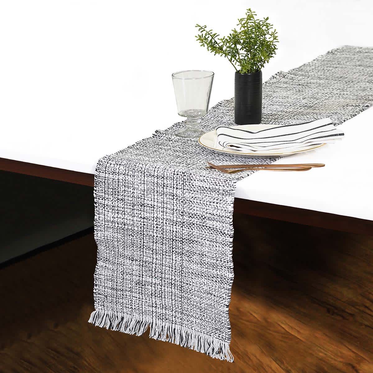 14X72 White/Black Mix Yarn Dyed Runner With Fringe