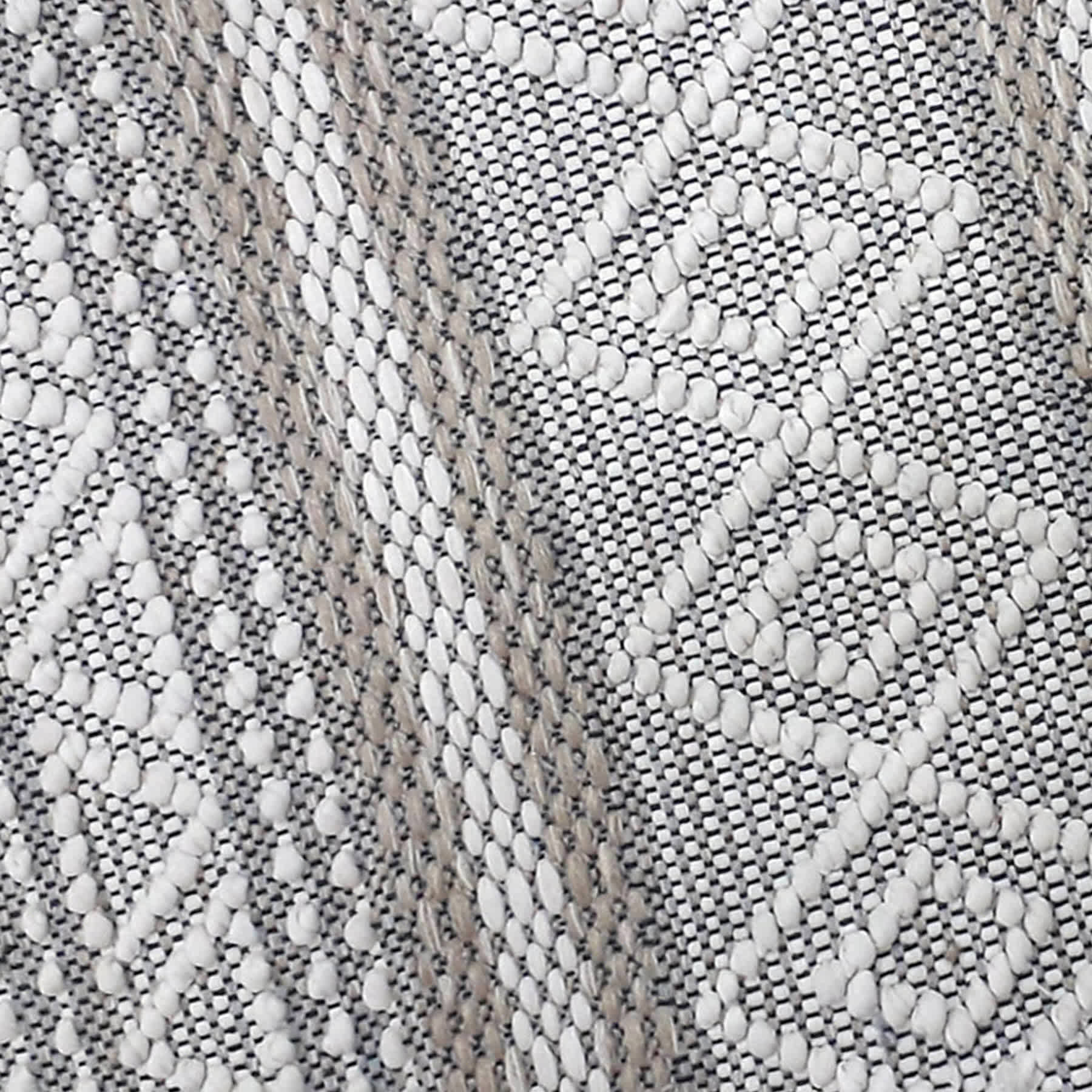 Ivory Diamond Design Fringe Accent Rug, 2x3