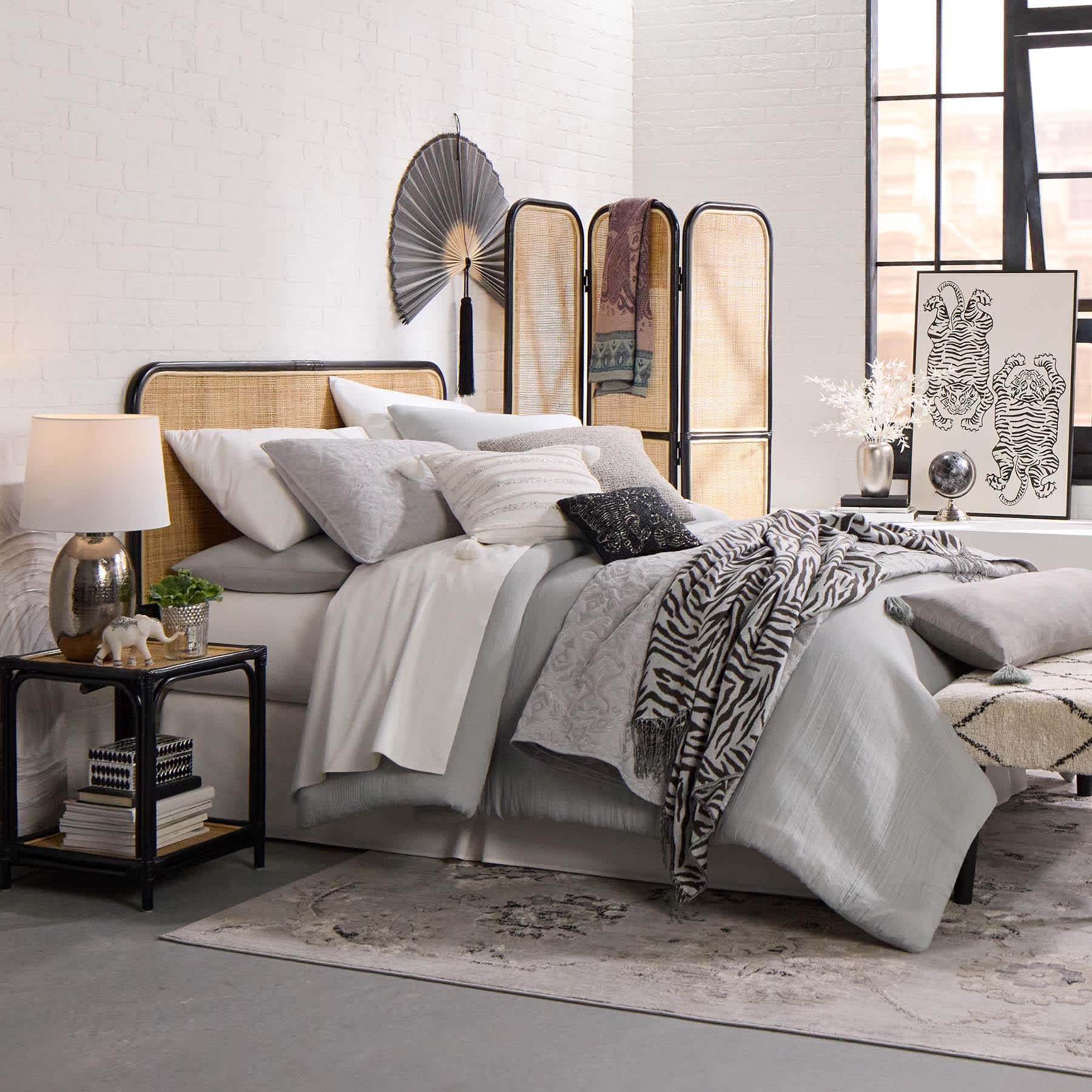 Found & Fable 3-Piece Grey Textured Poly Gauze Comforter Set, Queen