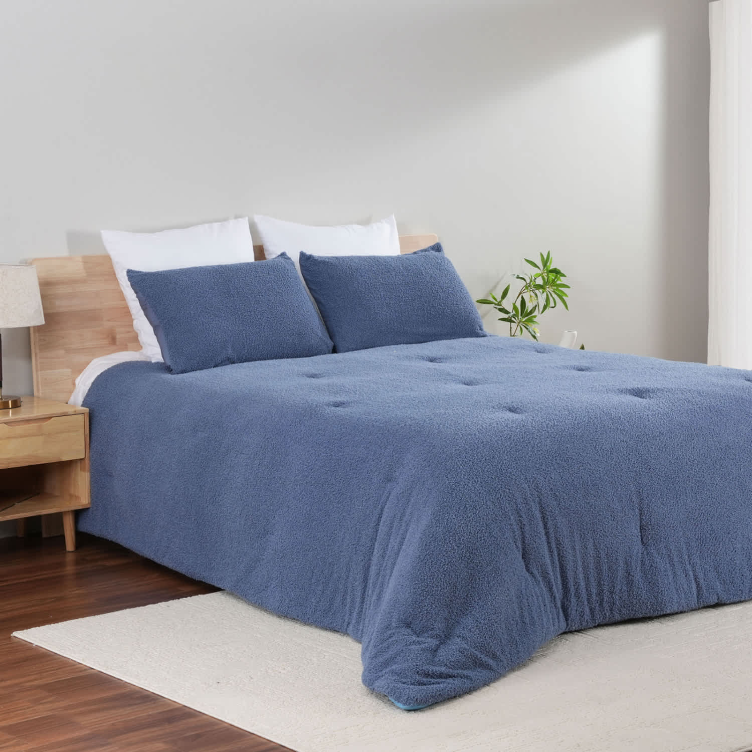 Honeybloom 3-Piece Blue Cozy Knit Comforter Set, Full/Queen