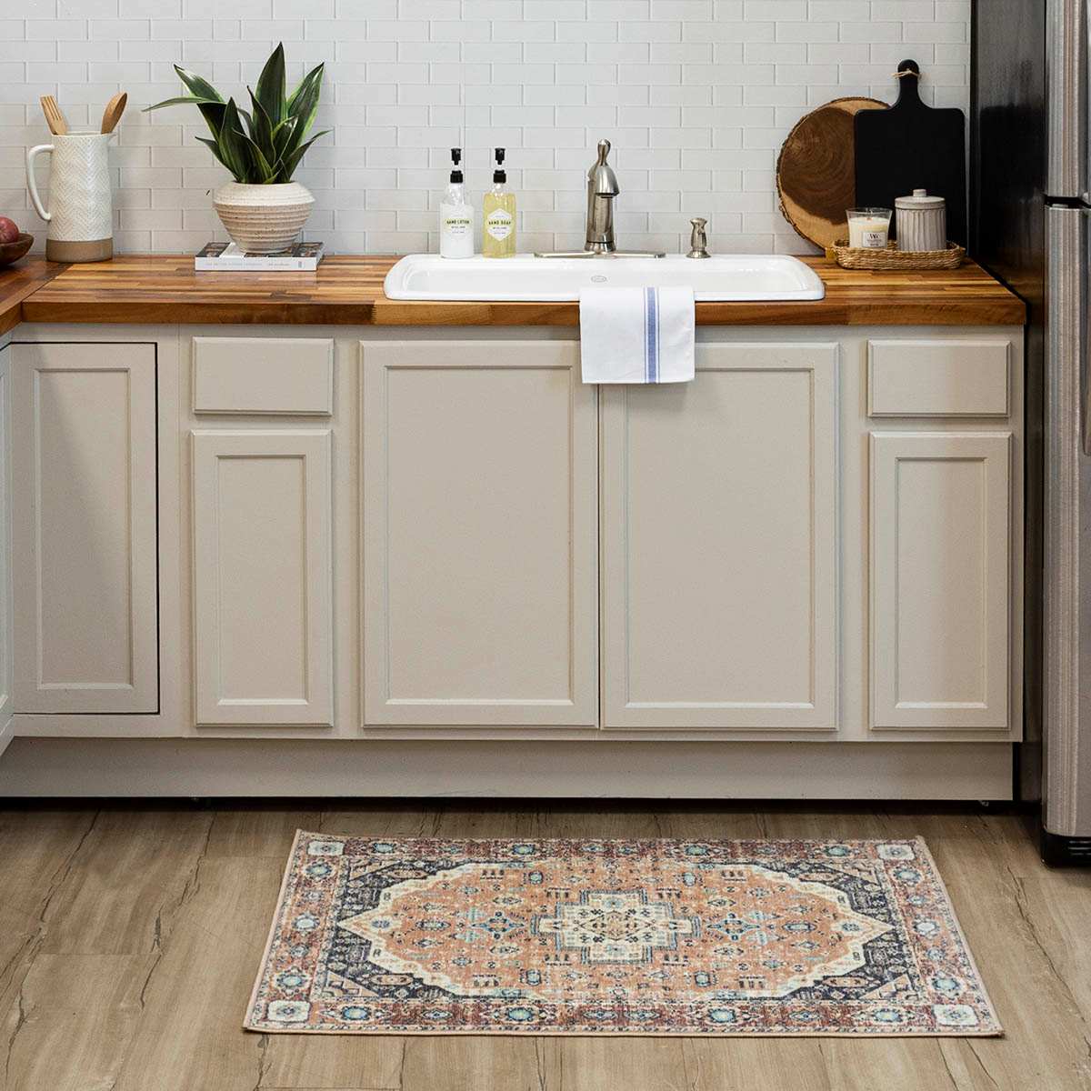 Ikarus Neutral Medallion Accent Rug, 30x45