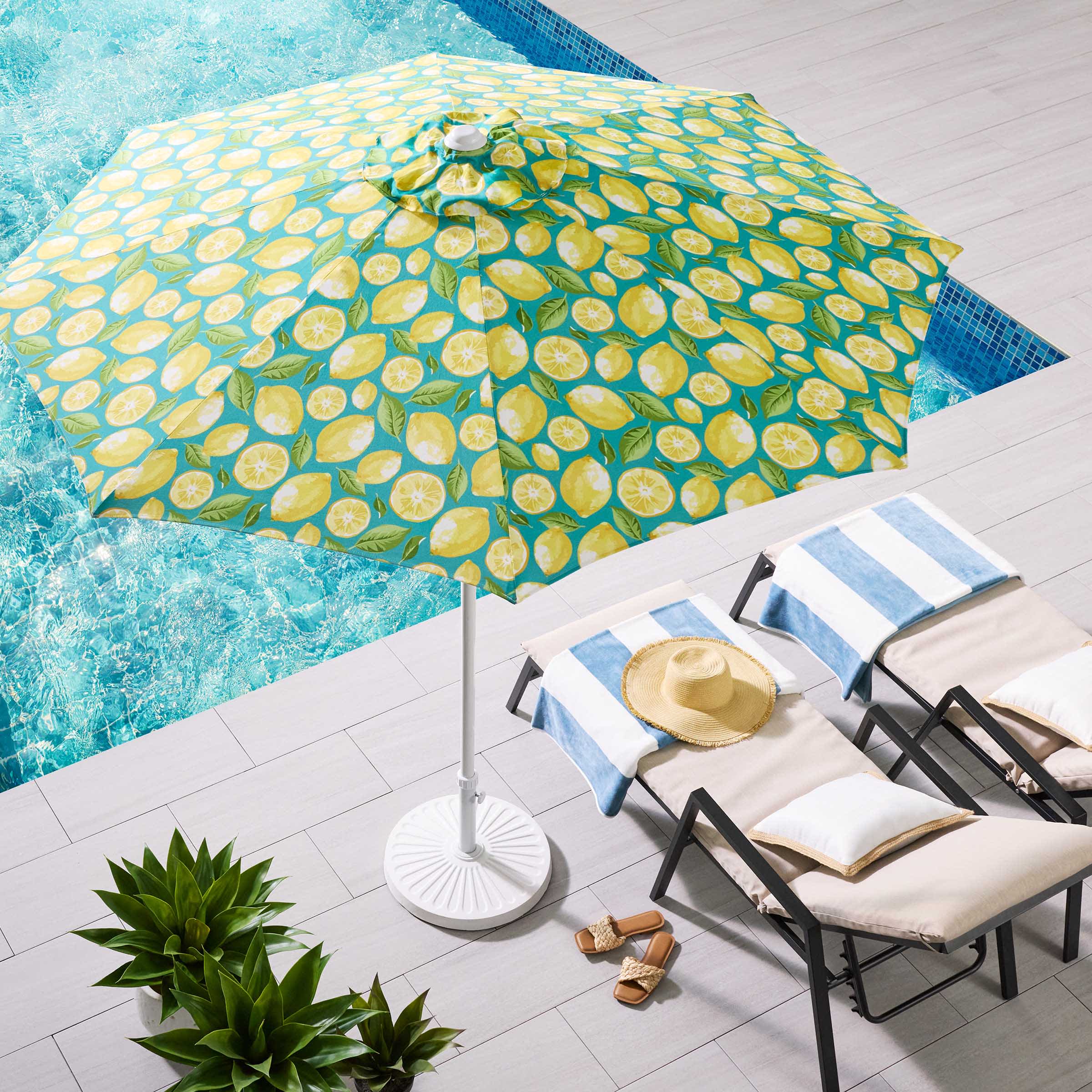 Teal & Lemon Crank & Tilt Round Patio Umbrella, 7.5'