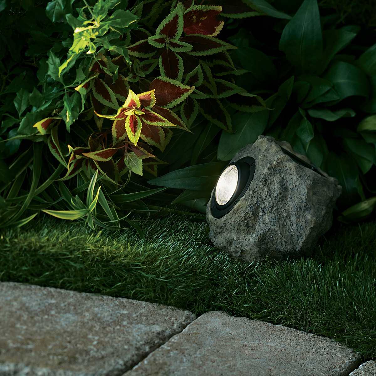 30-Lumen Solar Adjustable Rock Spotlight