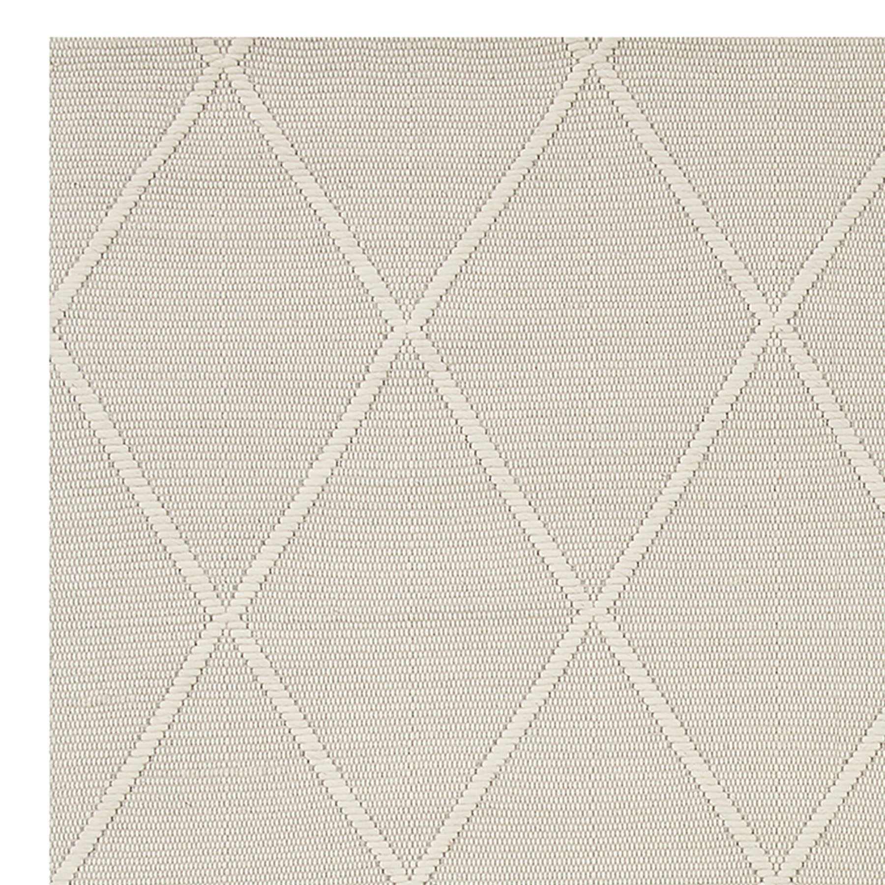 (B782) Wesley White Diamond Design Area Rug, 8x10