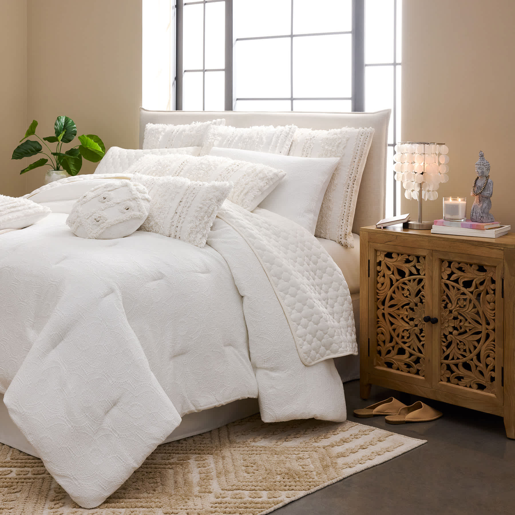 Found & Fable 3-Piece White Washed Microfiber Quilt Set, Full/Queen