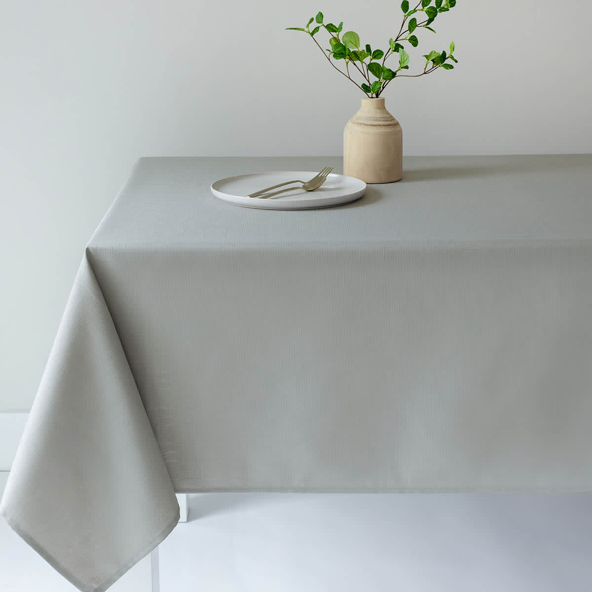 Basics Solid Fog Tablecloth, 60x84