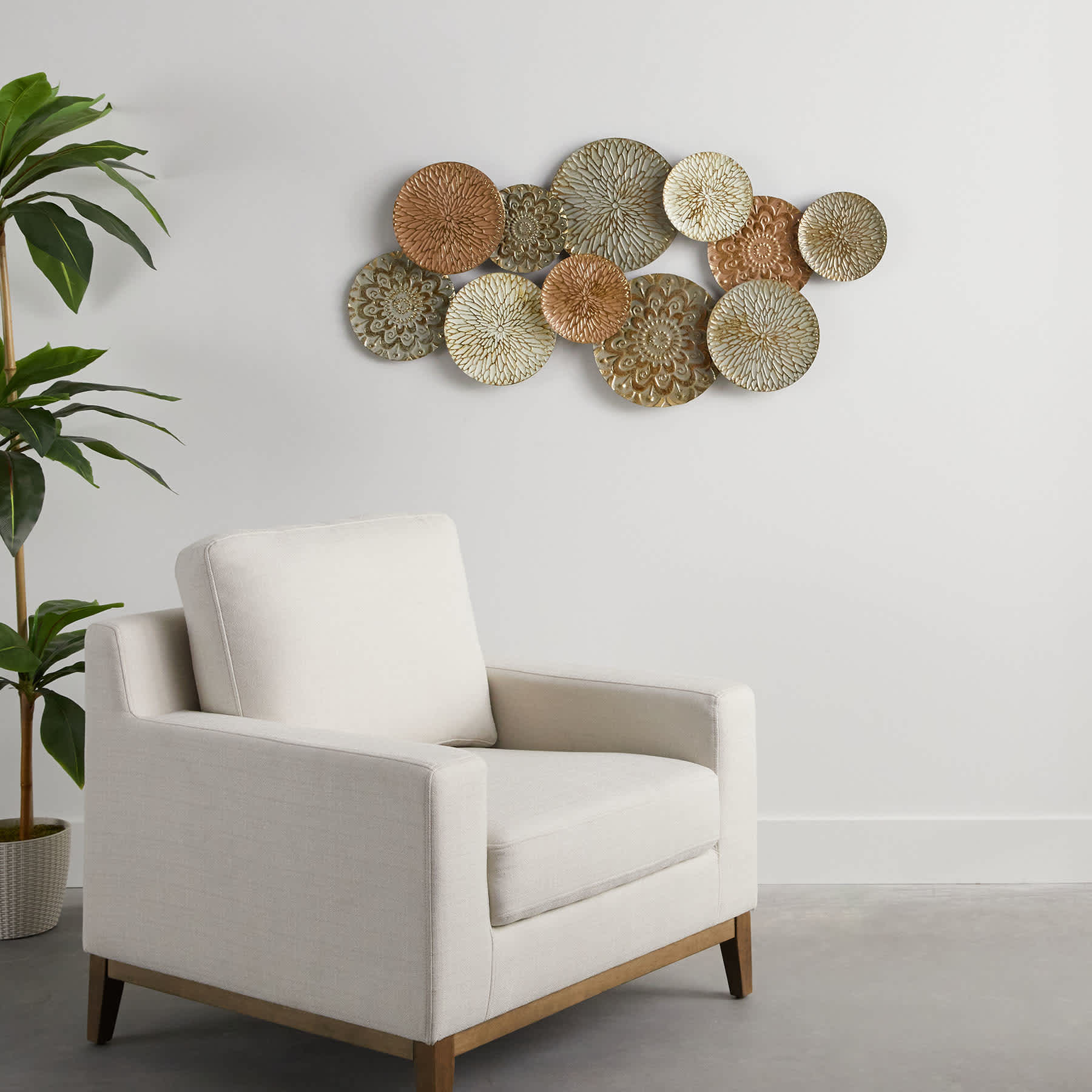 Multicolor Circle Centerpiece Metal Wall Art, 48x24