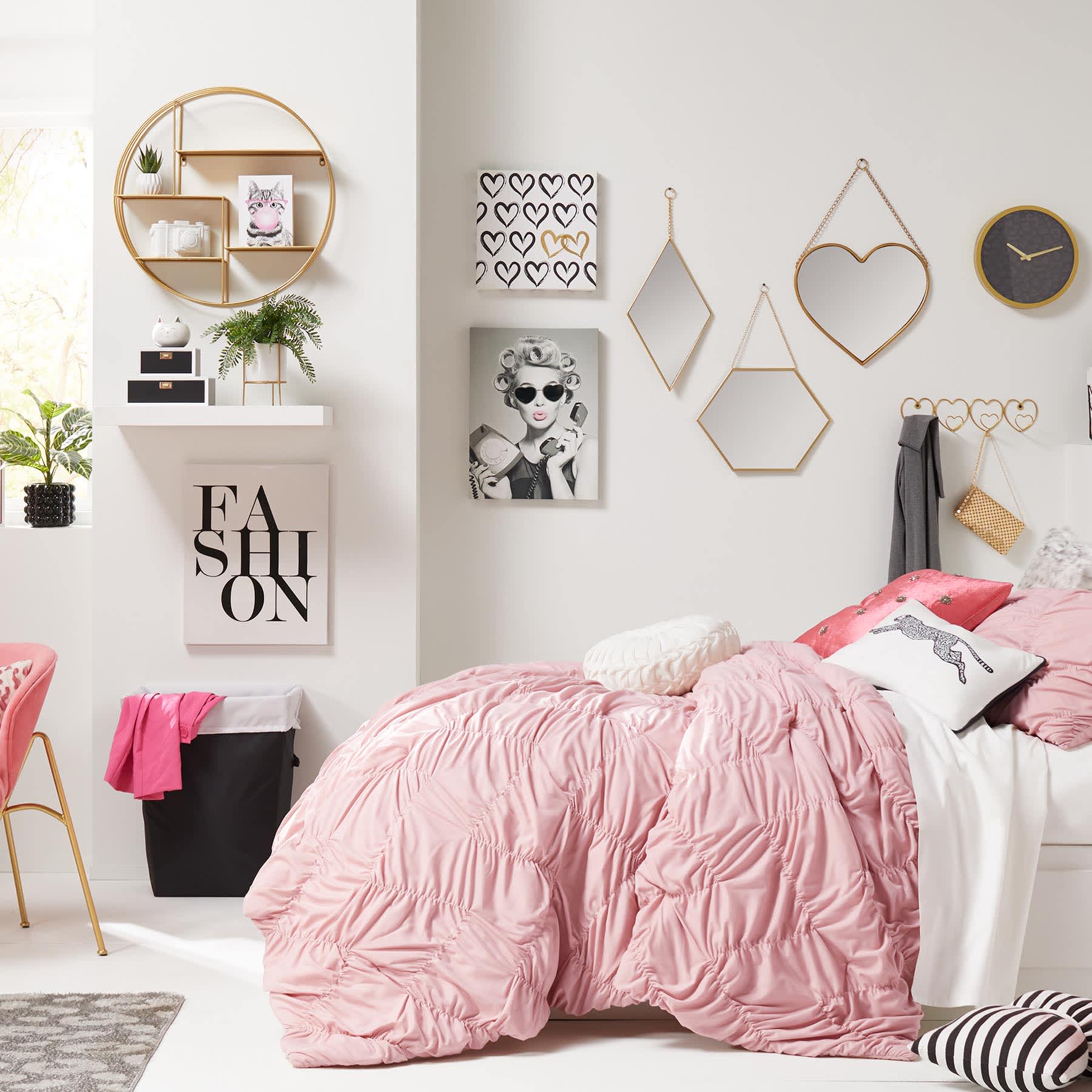 Heart Shaped Wall Mirror, 16x14