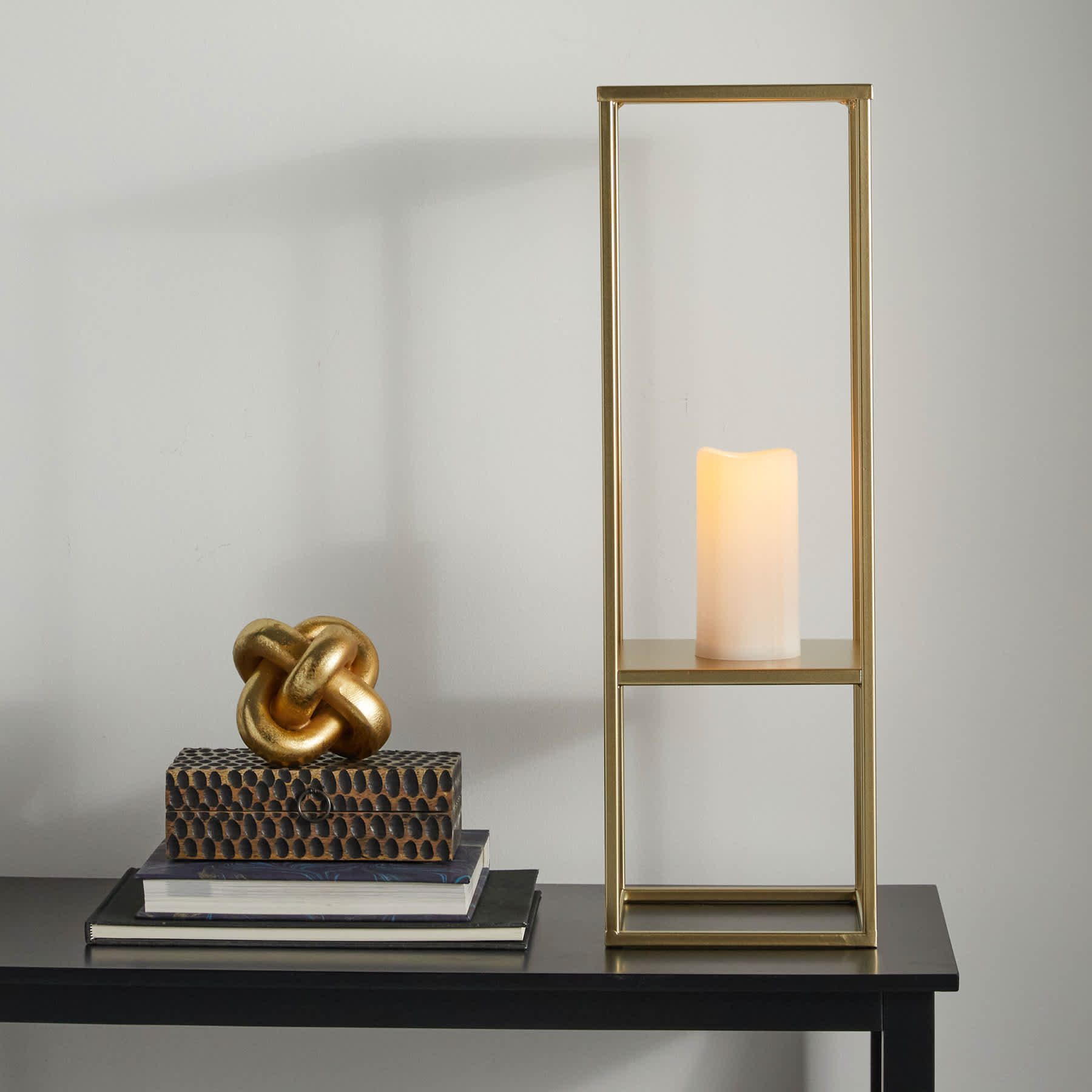 Gold Metal Riser, 23"