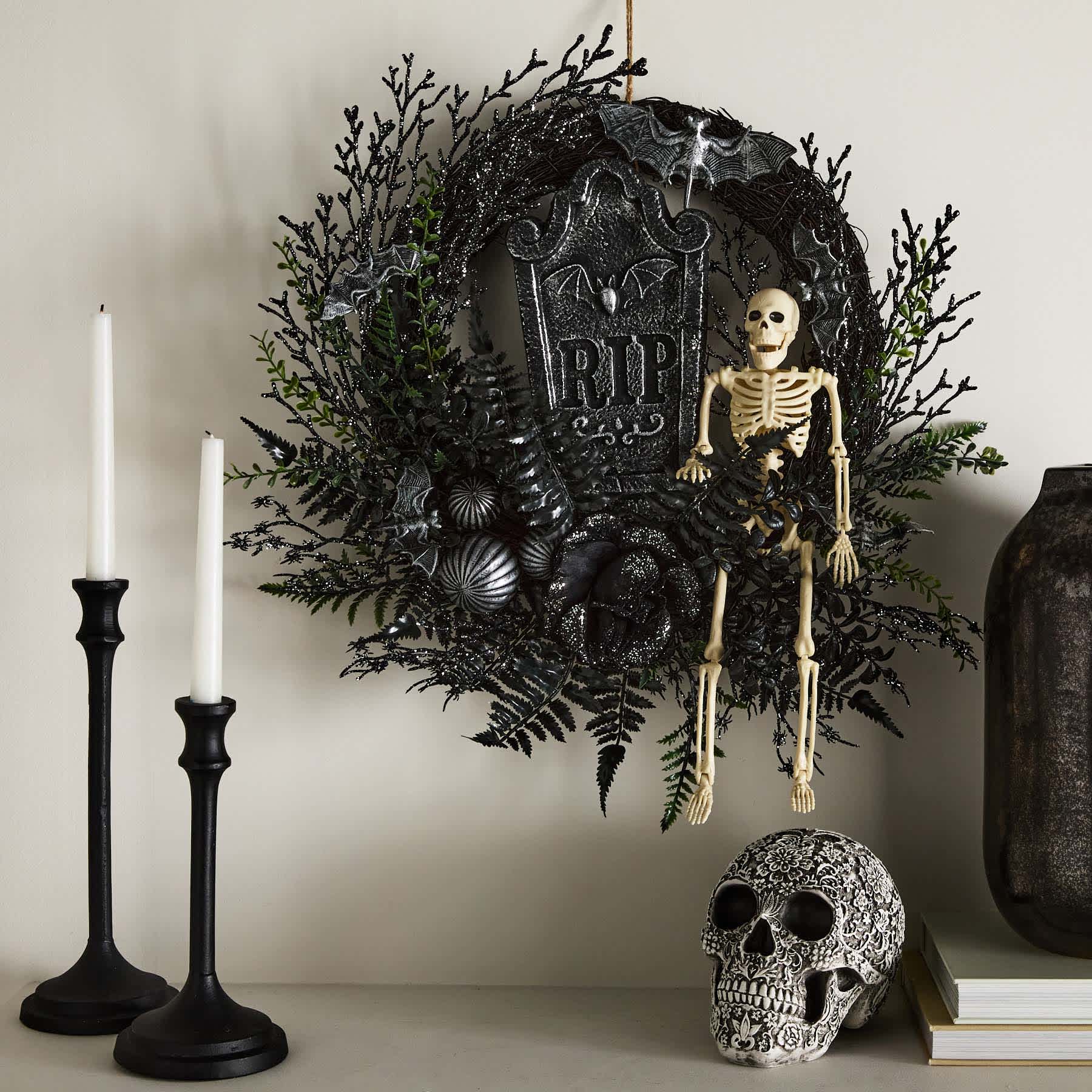 Skull Man Halloween Wreath, 24"