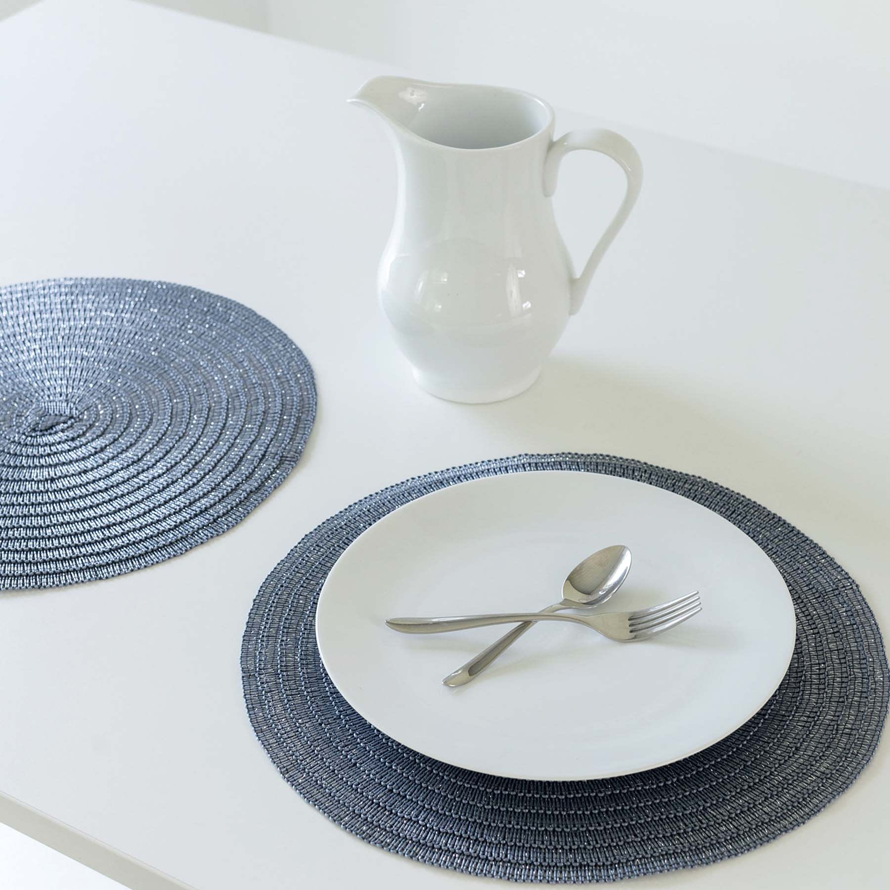 Set of 4 Lumi Chambray Round Placemats, 15"