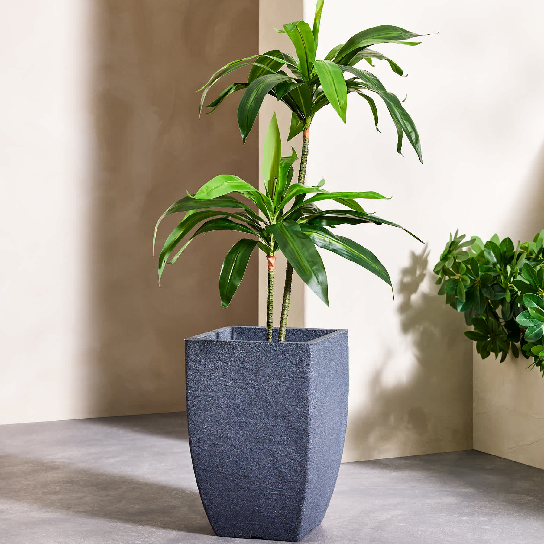 Japi All-Weather Charcoal Grey Modern Square Outdoor Planter, Small