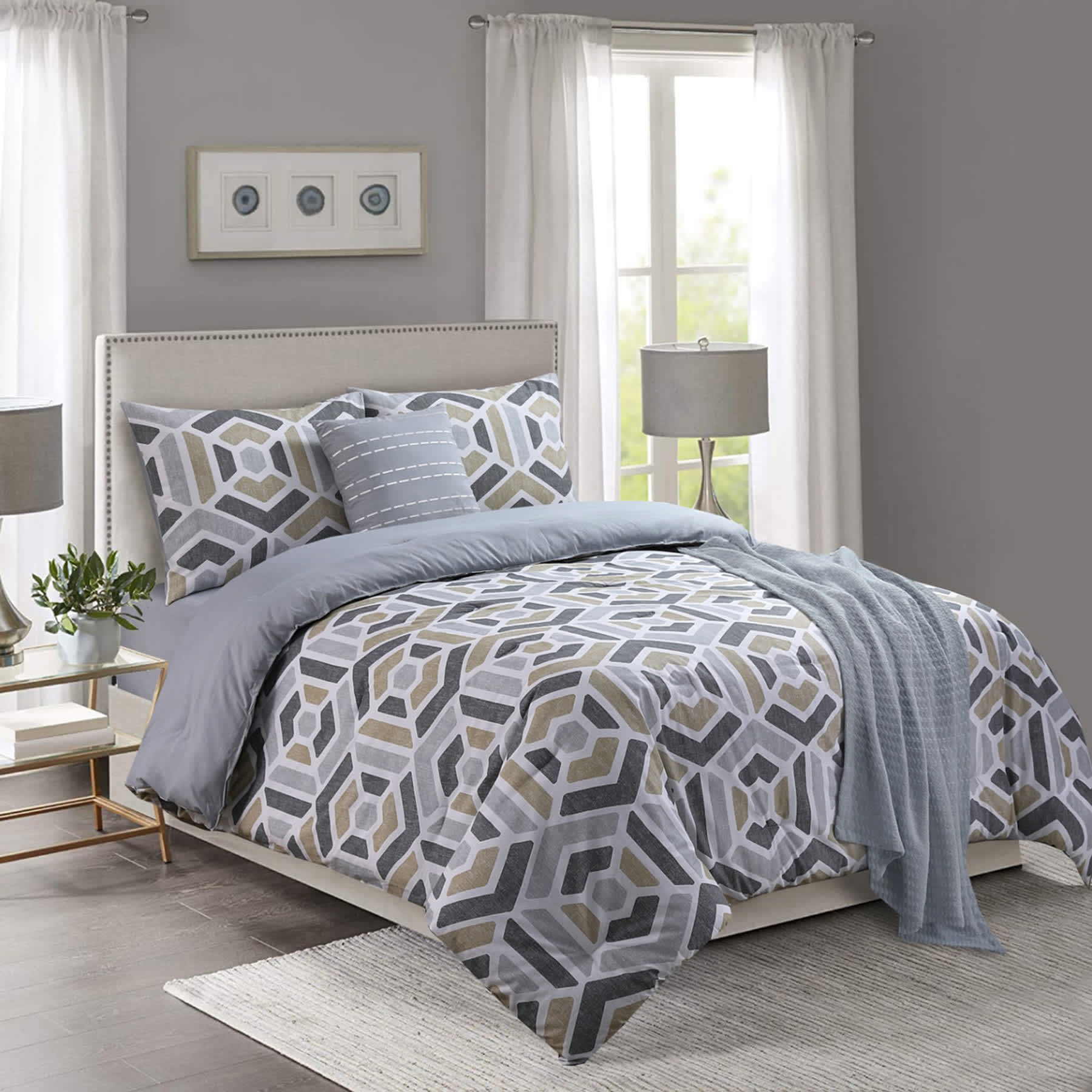 4-Piece Grey & Yellow Geo Print Comforter Set, Twin/Twin XL