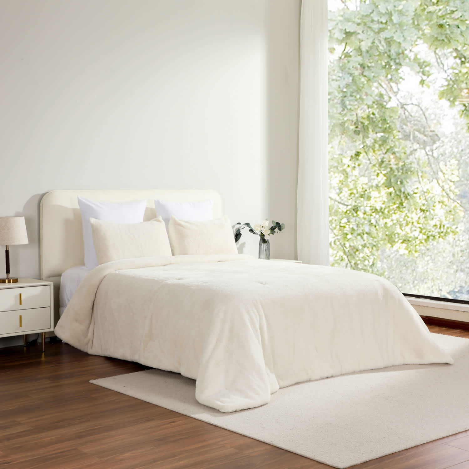 Honeybloom 3-Piece Ivory Faux Fur Comforter Set, King