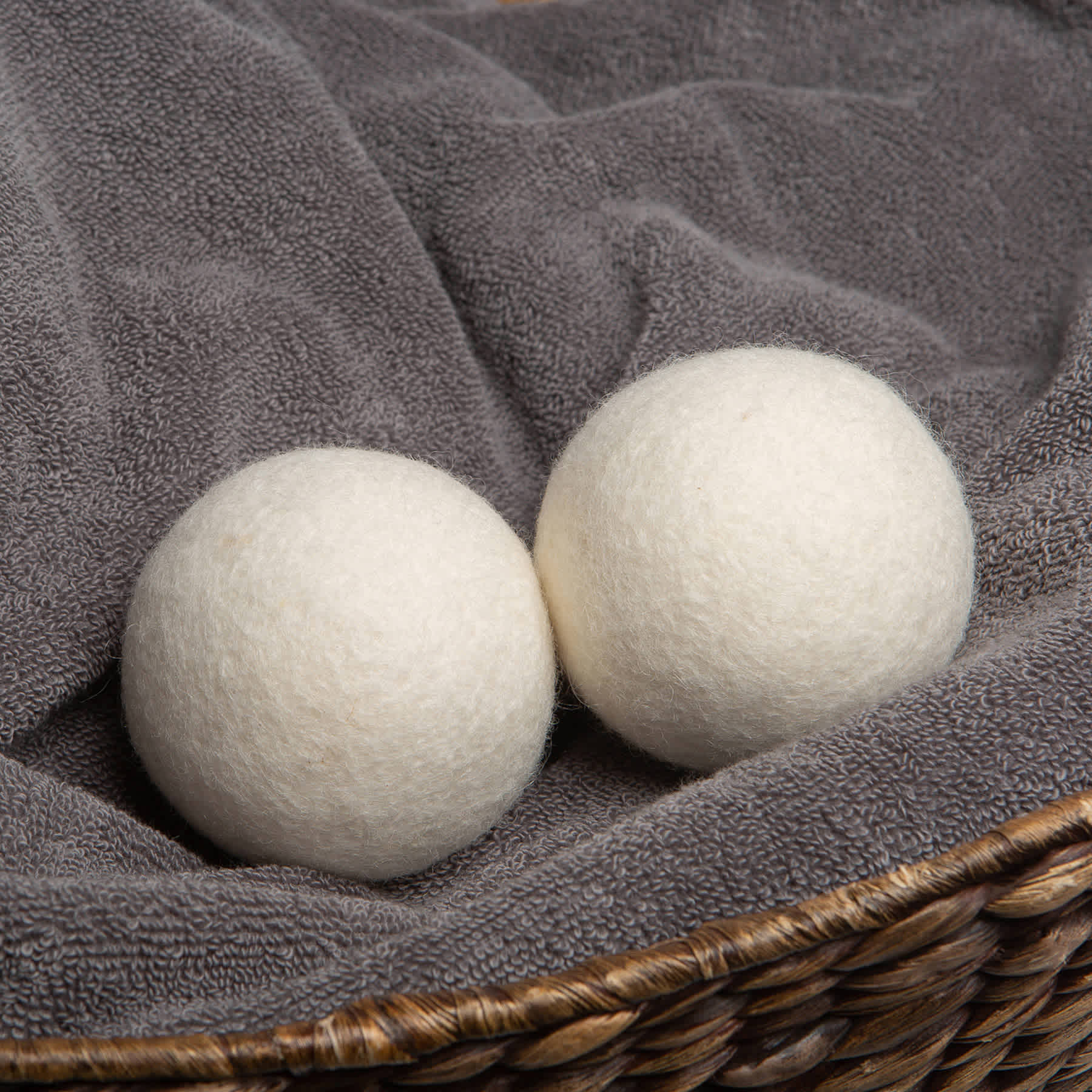 6-Piece Woolite Dryer Ball Set
