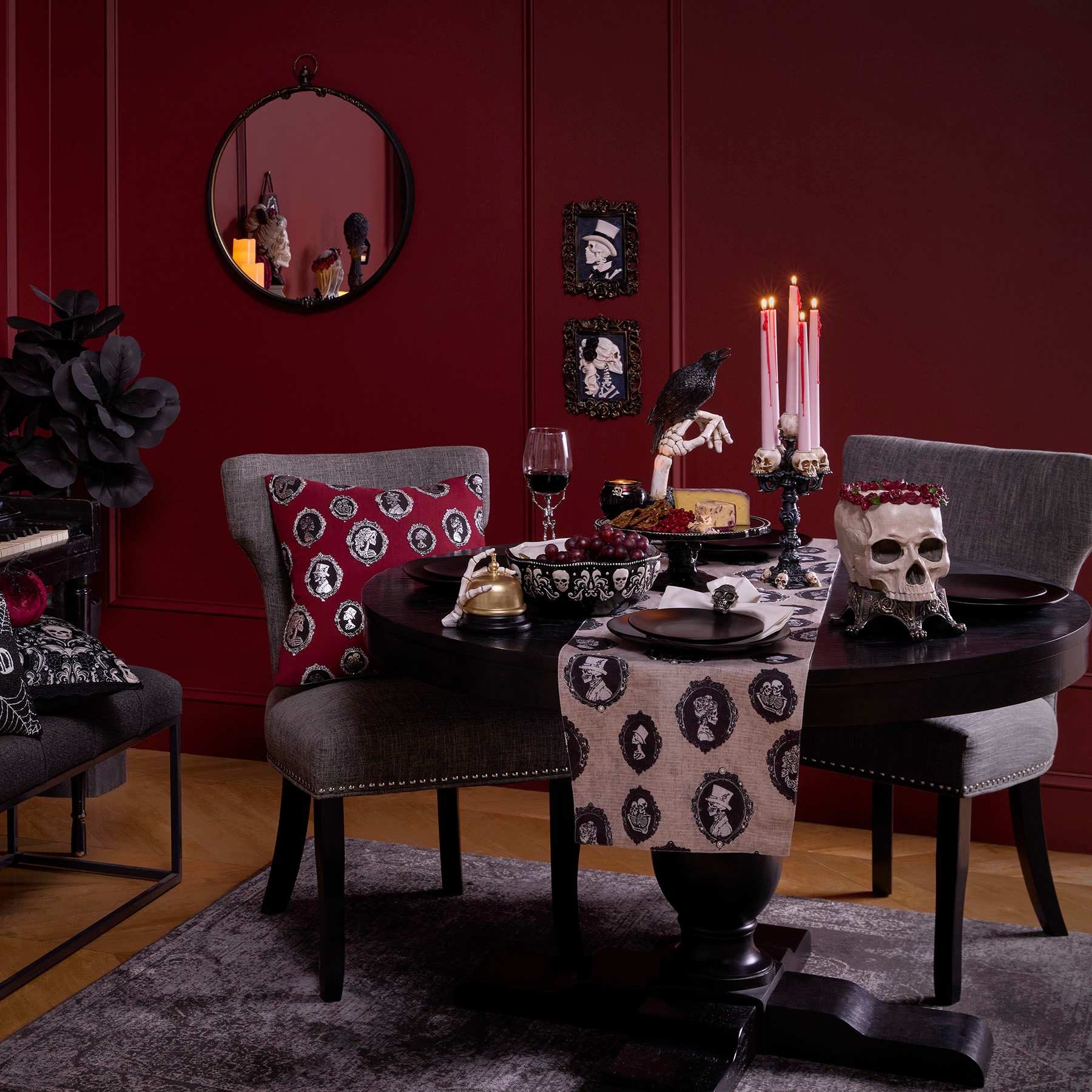 Skeleton Man Portrait Halloween Wall Decor, 8x10
