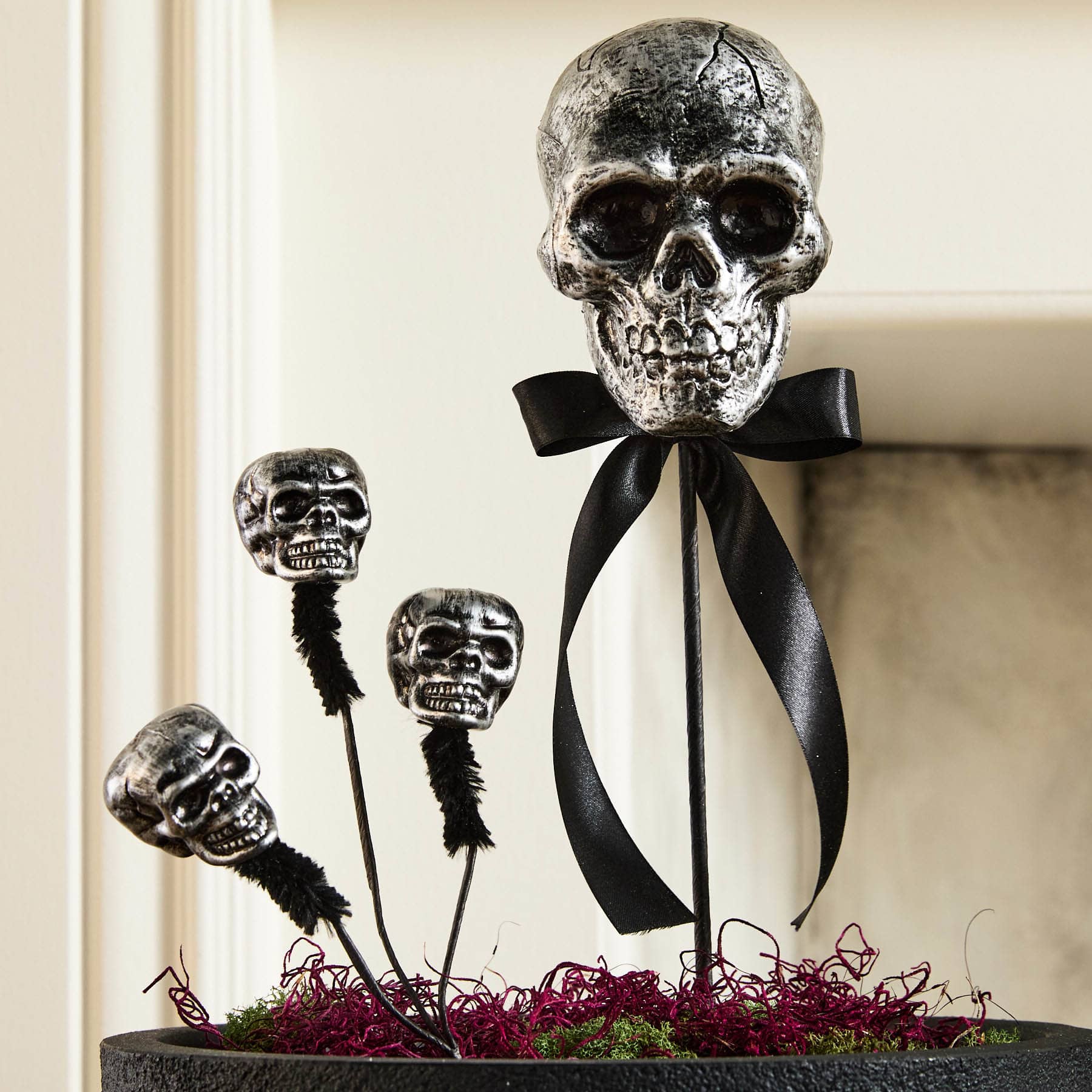 Halloween Silver Skull Pick, 21"