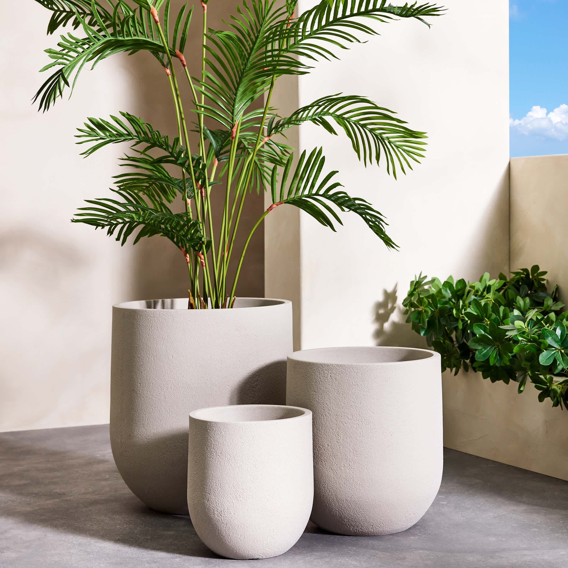 Japi Sandstone Rustic Cask Outdoor Planter, Large