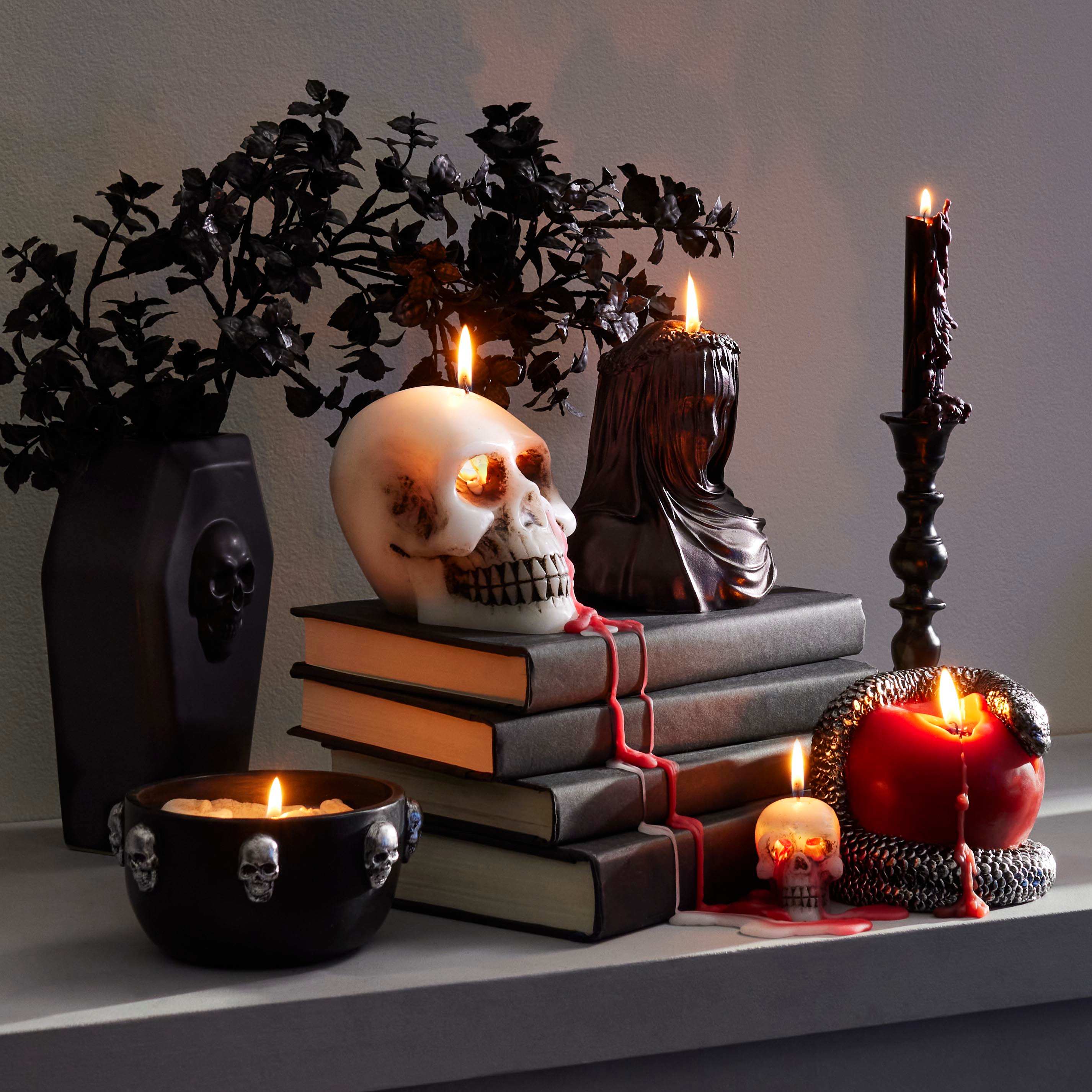 White Bleeding Skull Candle, Small