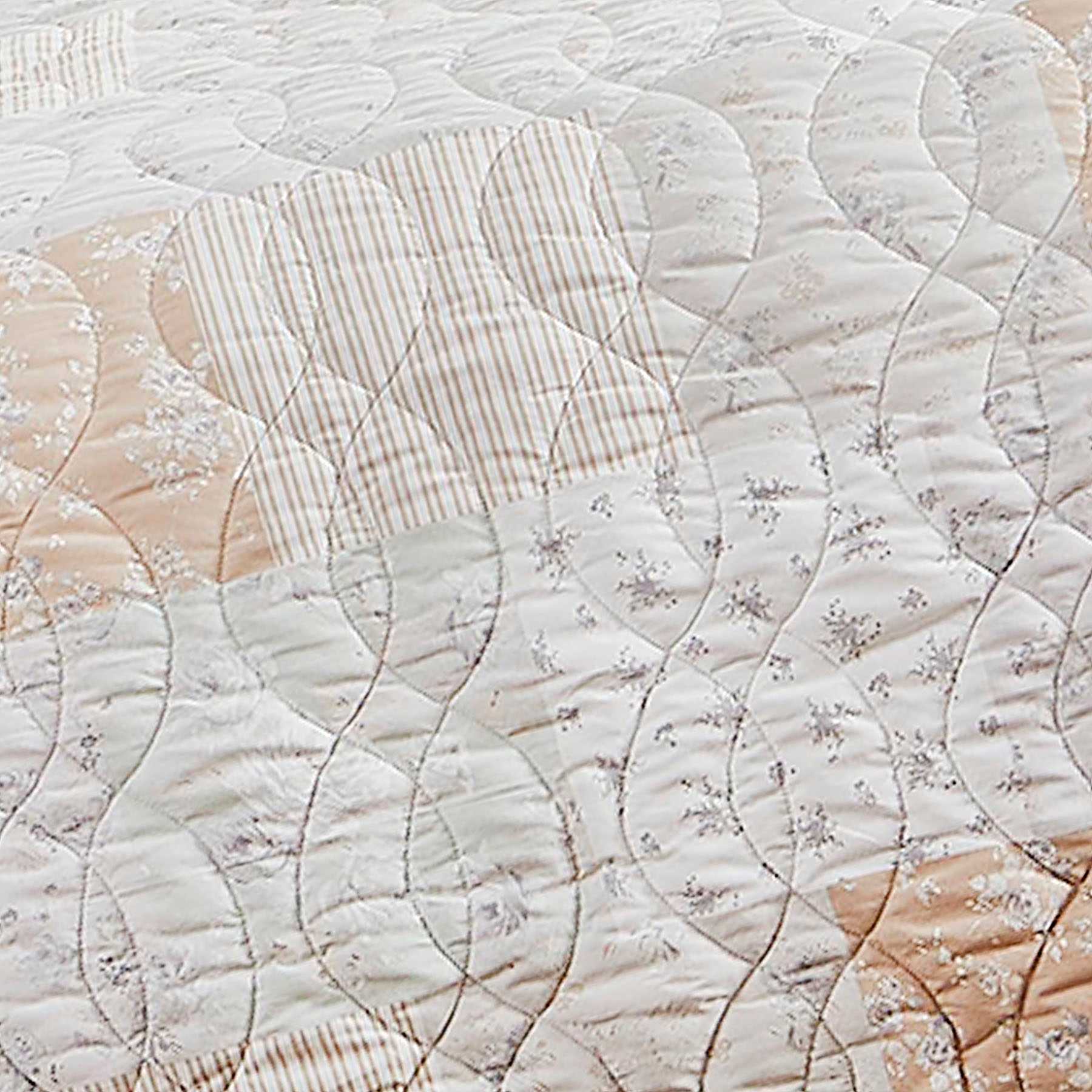 3-Piece Evelyn Multicolor Quilt Set, Full/Queen
