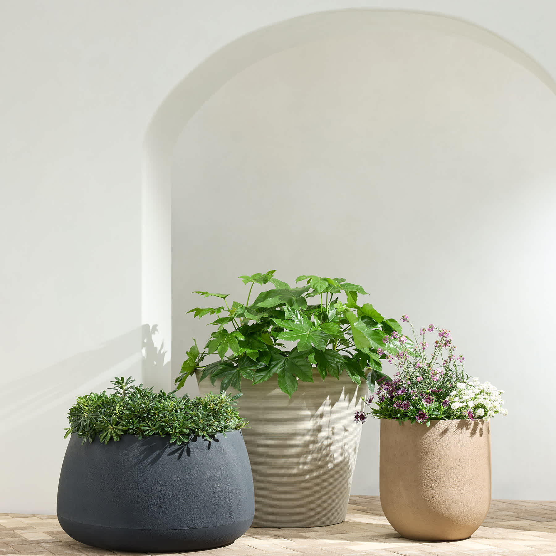 Japi Machiatto Rustic Cask Outdoor Planter, Medium