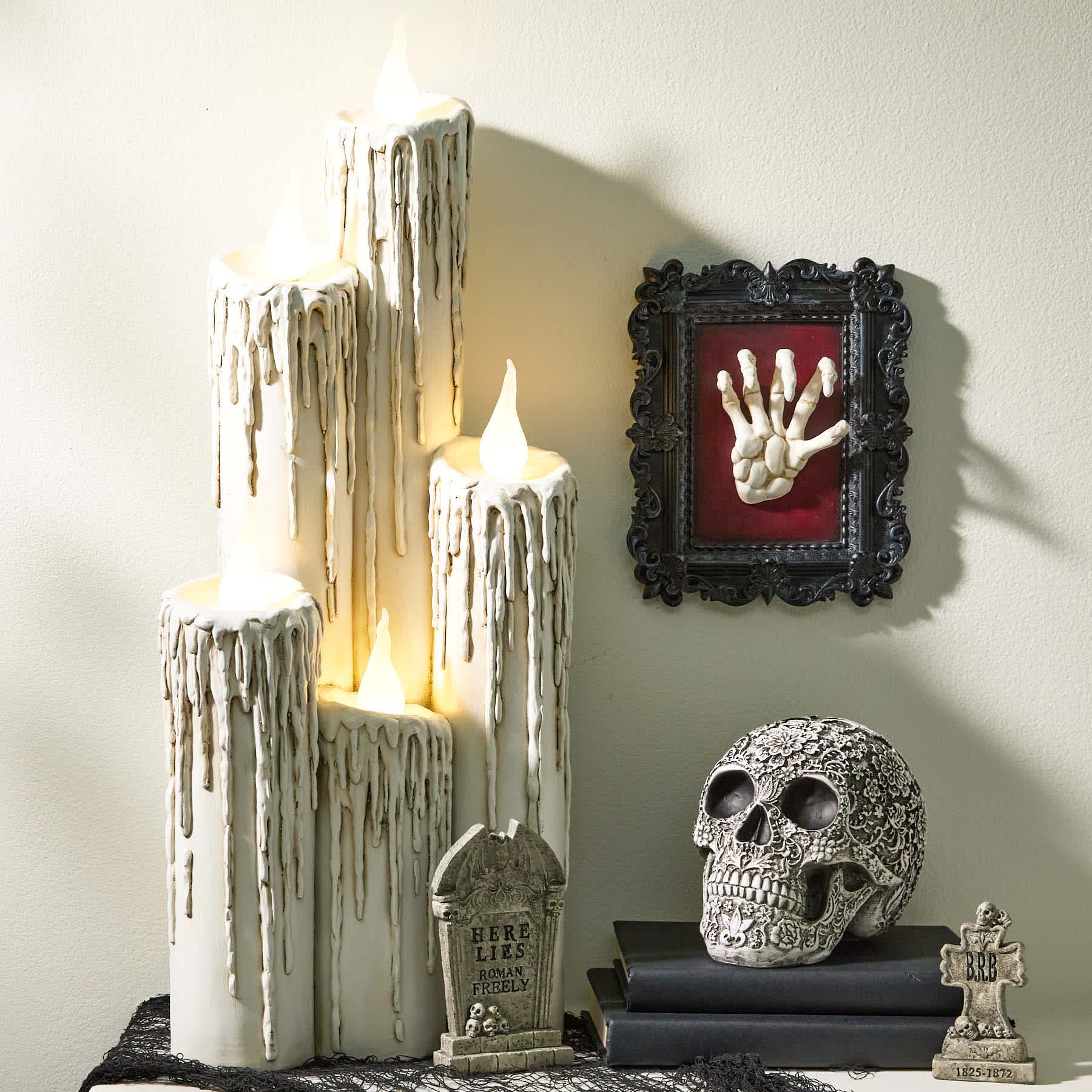 Midnight Shadows Cream Candle Cluster with Lights, 25"