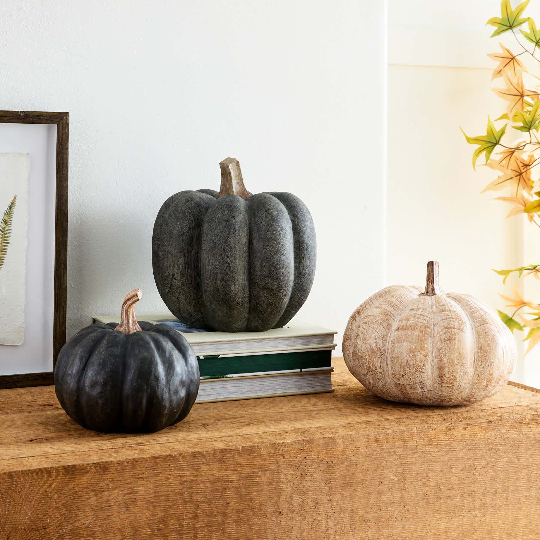 Woodgrain Pumpkin, 8"