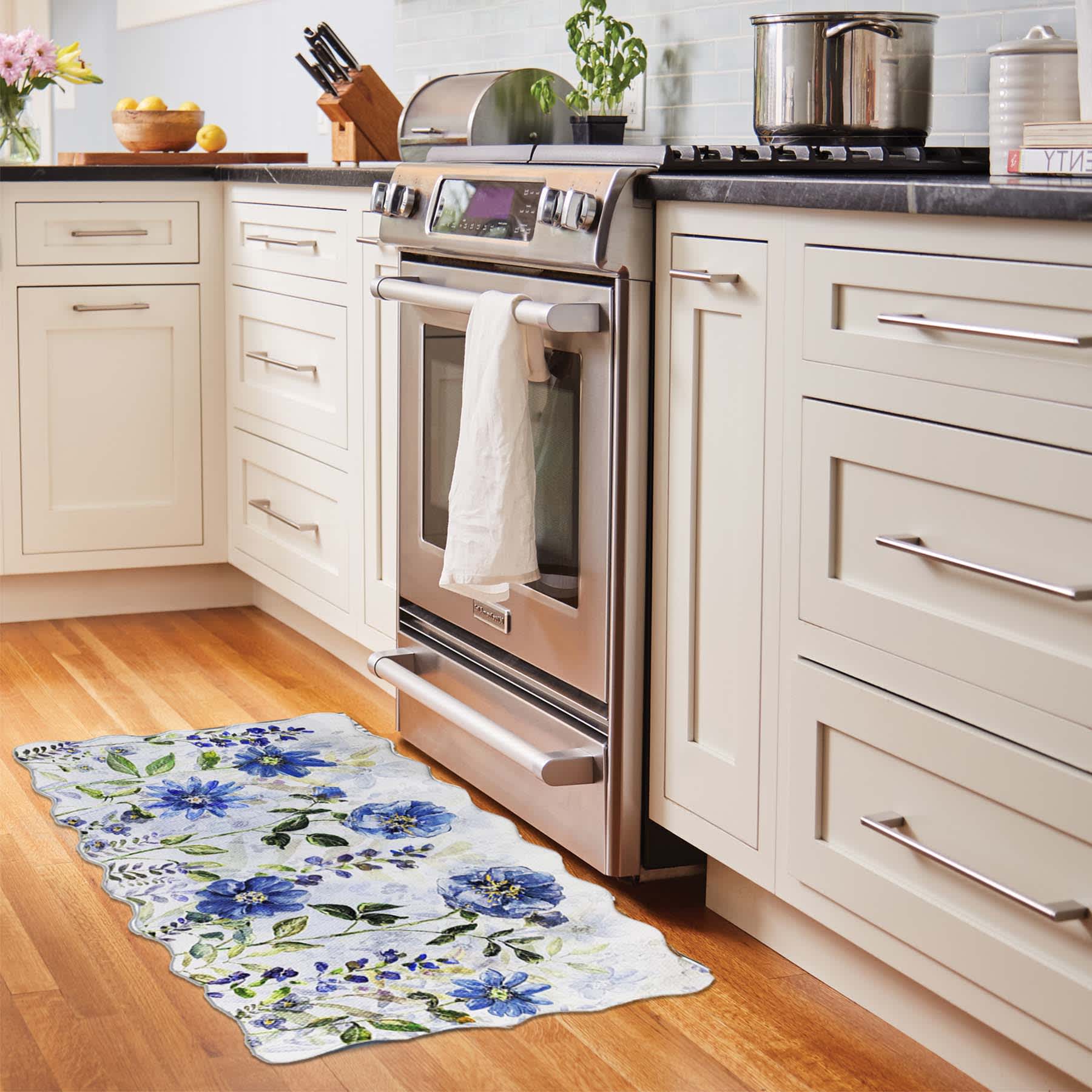 Cook 'N Comfort Blue Floral Scalloped Kitchen Mat, 20x39