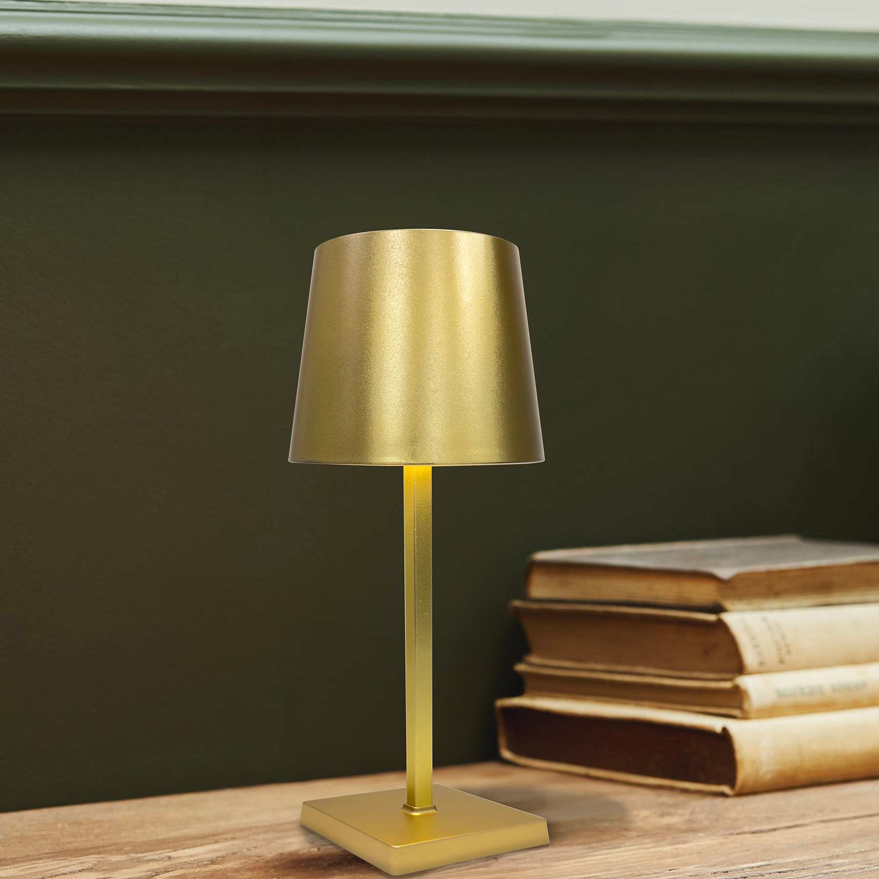 Gold Rechargeable Lamp, 10"