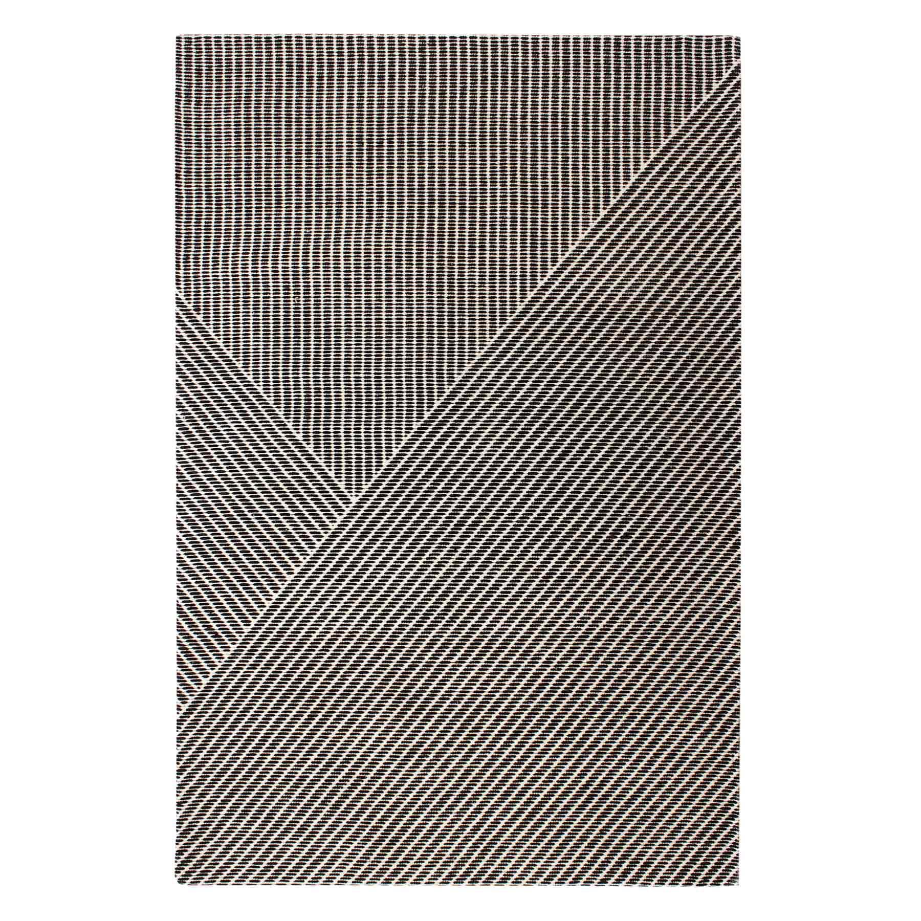 (B834) Found & Fable Dassel Black Woven Area Rug, 5x7