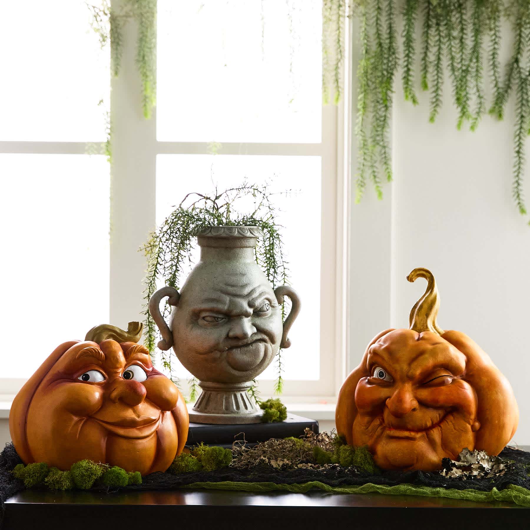 Grim Gardens Emoji Pumpkin, 10"