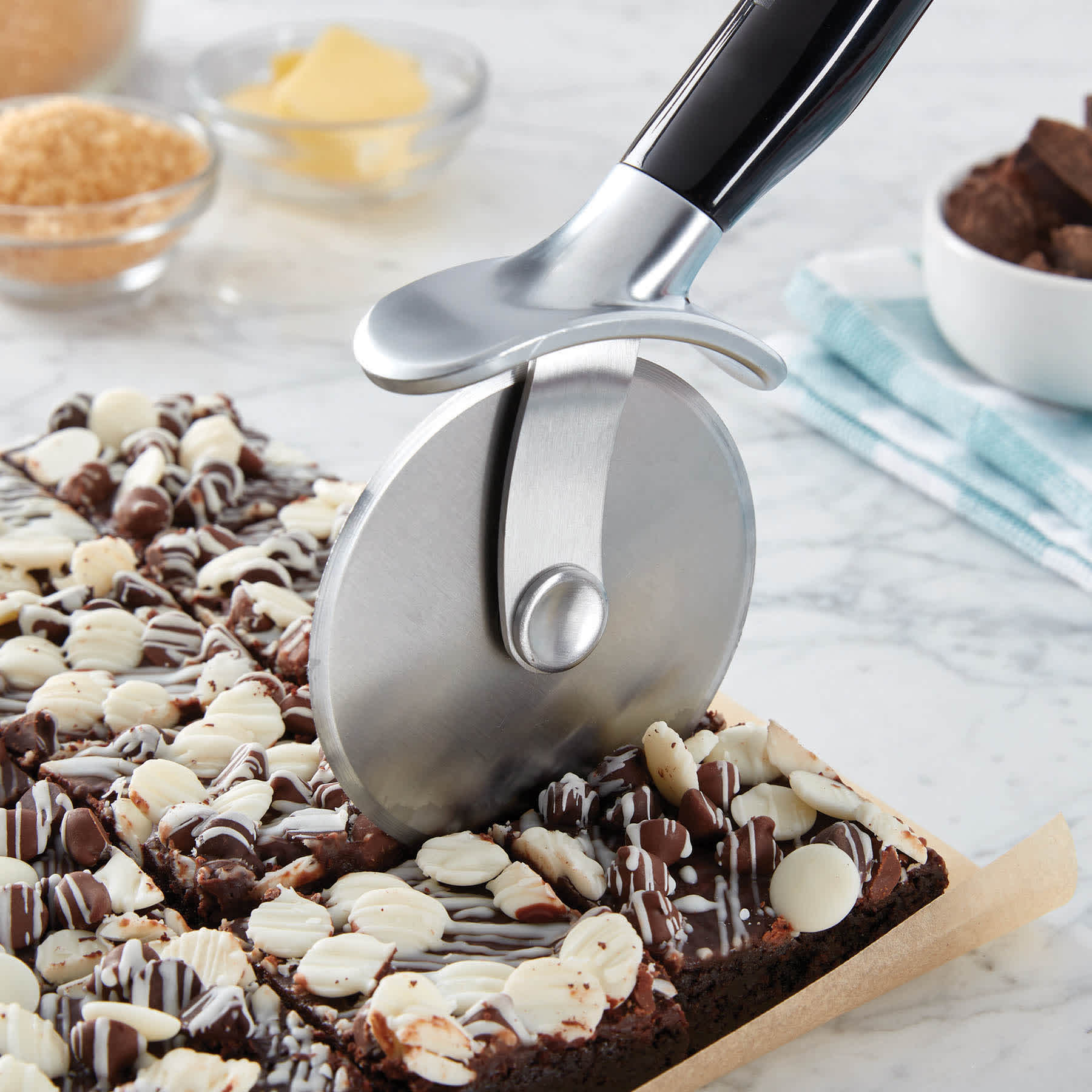 KitchenAid Classic Pizza Cutter, Black