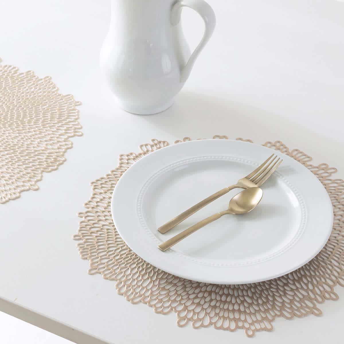 Prosecco Bloom Pressed Vinyl Round Placemat, 15.5"