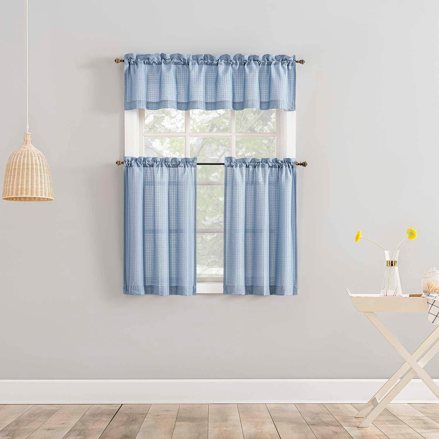 Wilton Chambray Small Curtain Valance, 54"