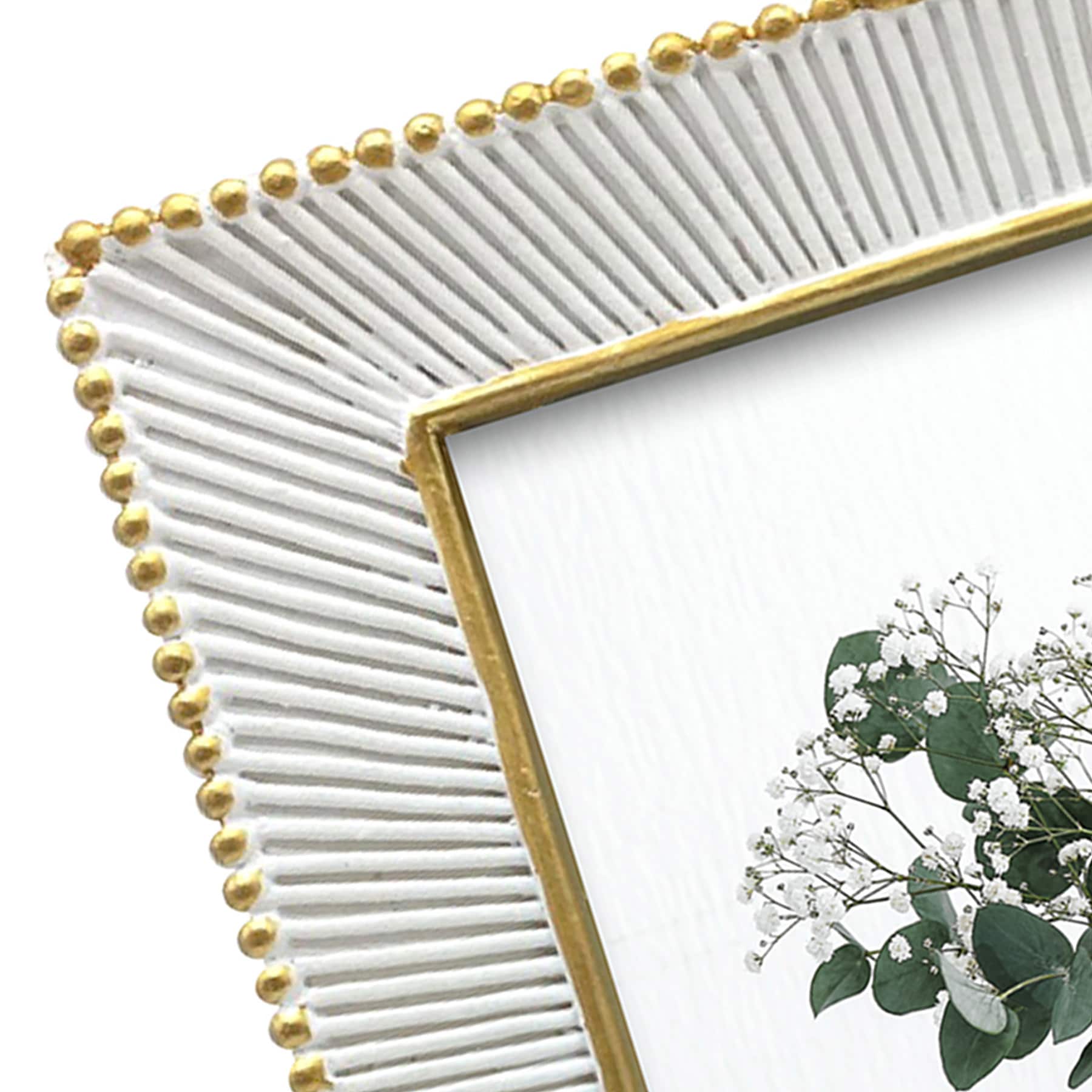 White with Gold Edge Tabletop Picture Frame, 4x6